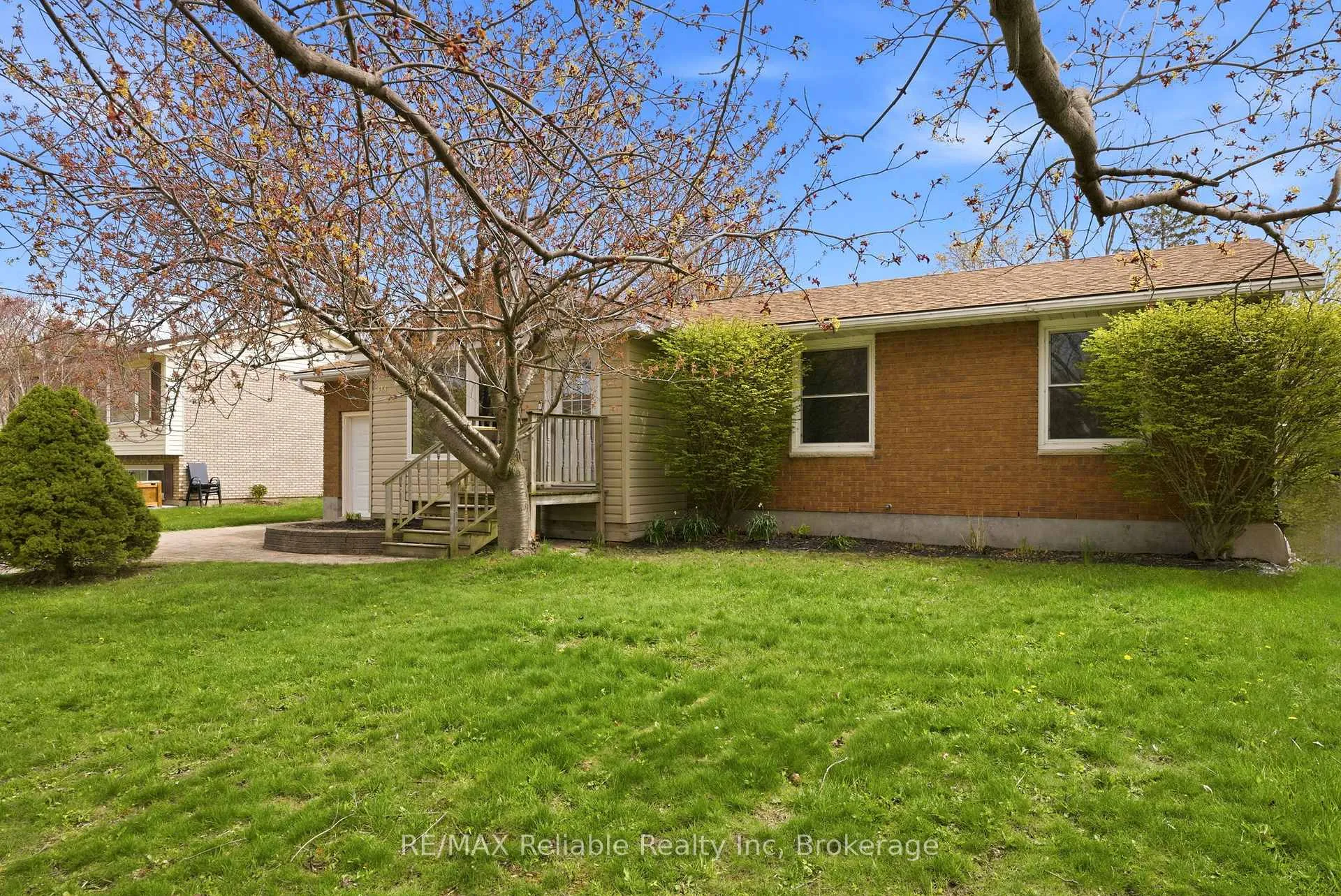 Photo 44 of 313 Krohmer Drive, Goderich, Goderich (Town) — HOMEH