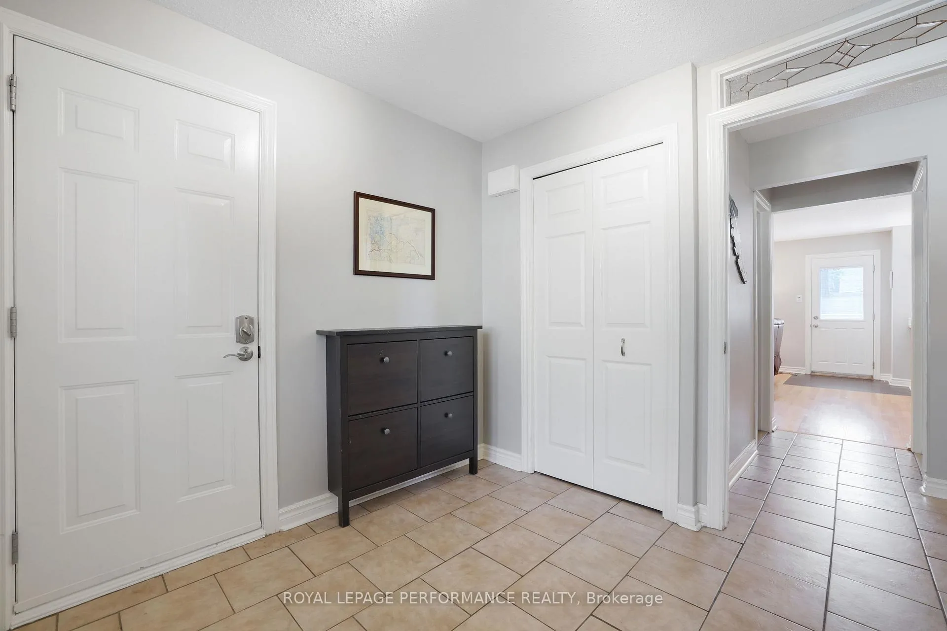 Photo 4 of 21 Oakhurst Crescent, Ottawa, Blackburn Hamlet — HOMEH