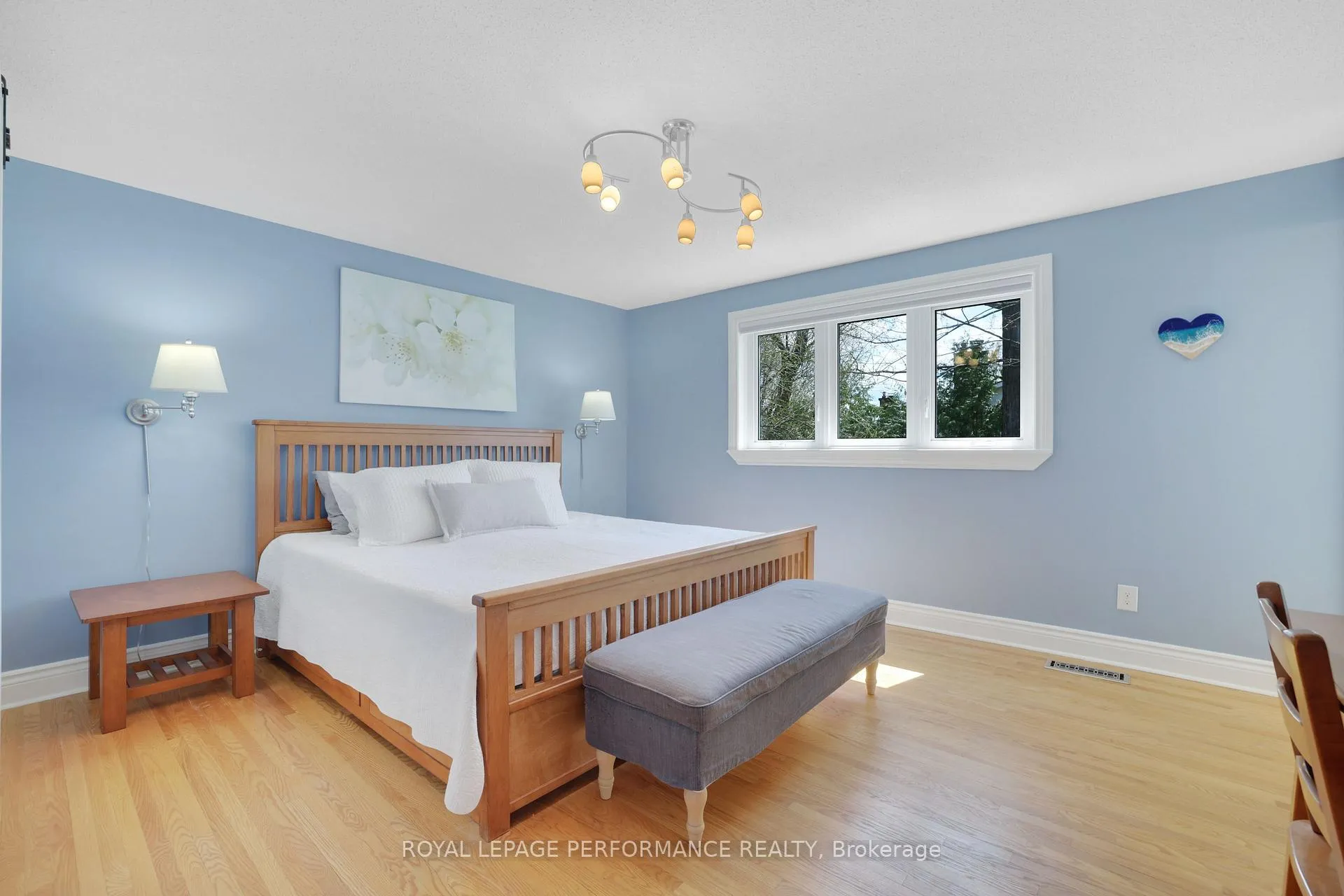 Photo 23 of 21 Oakhurst Crescent, Ottawa, Blackburn Hamlet — HOMEH