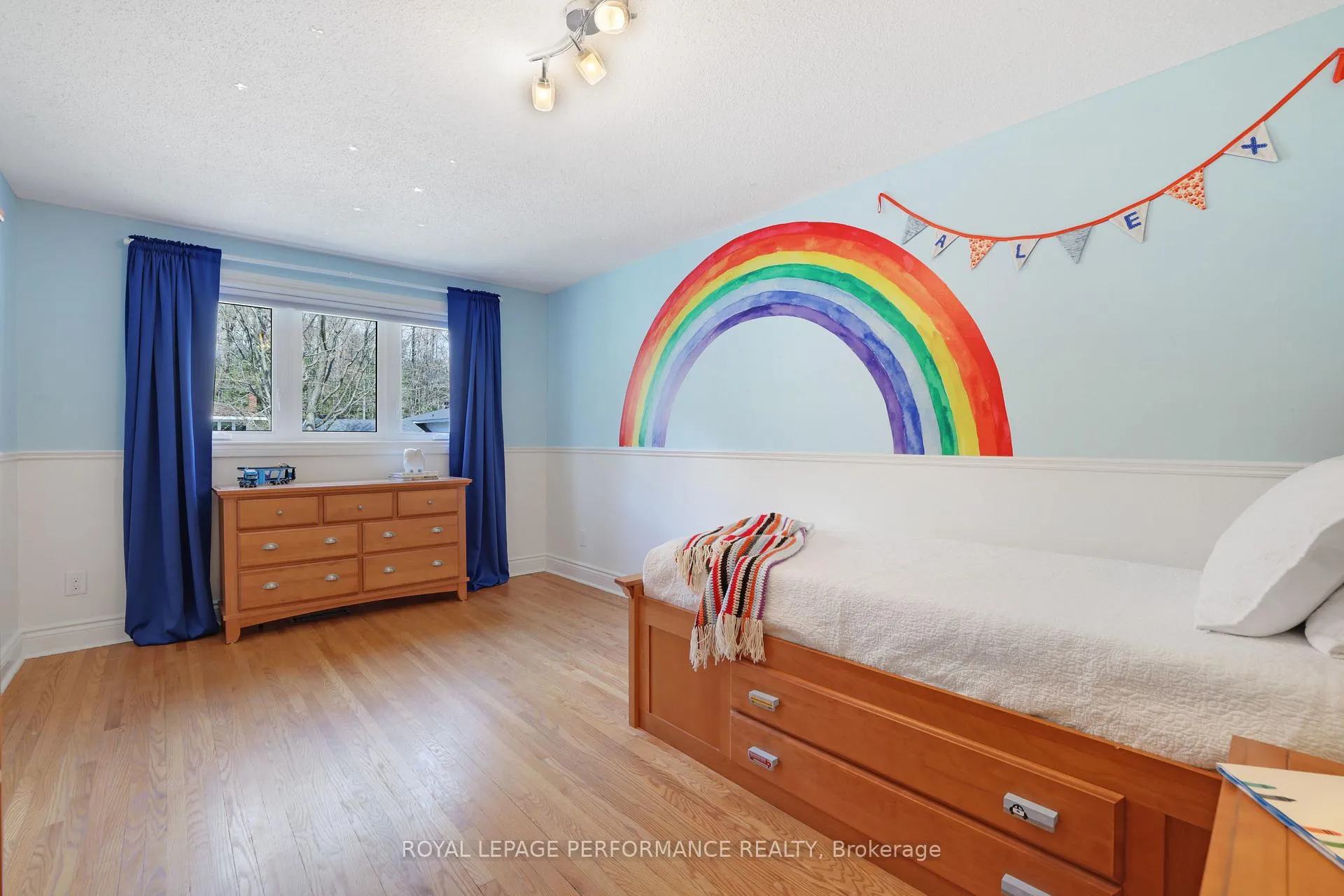 Photo 27 of 21 Oakhurst Crescent, Ottawa, Blackburn Hamlet — HOMEH