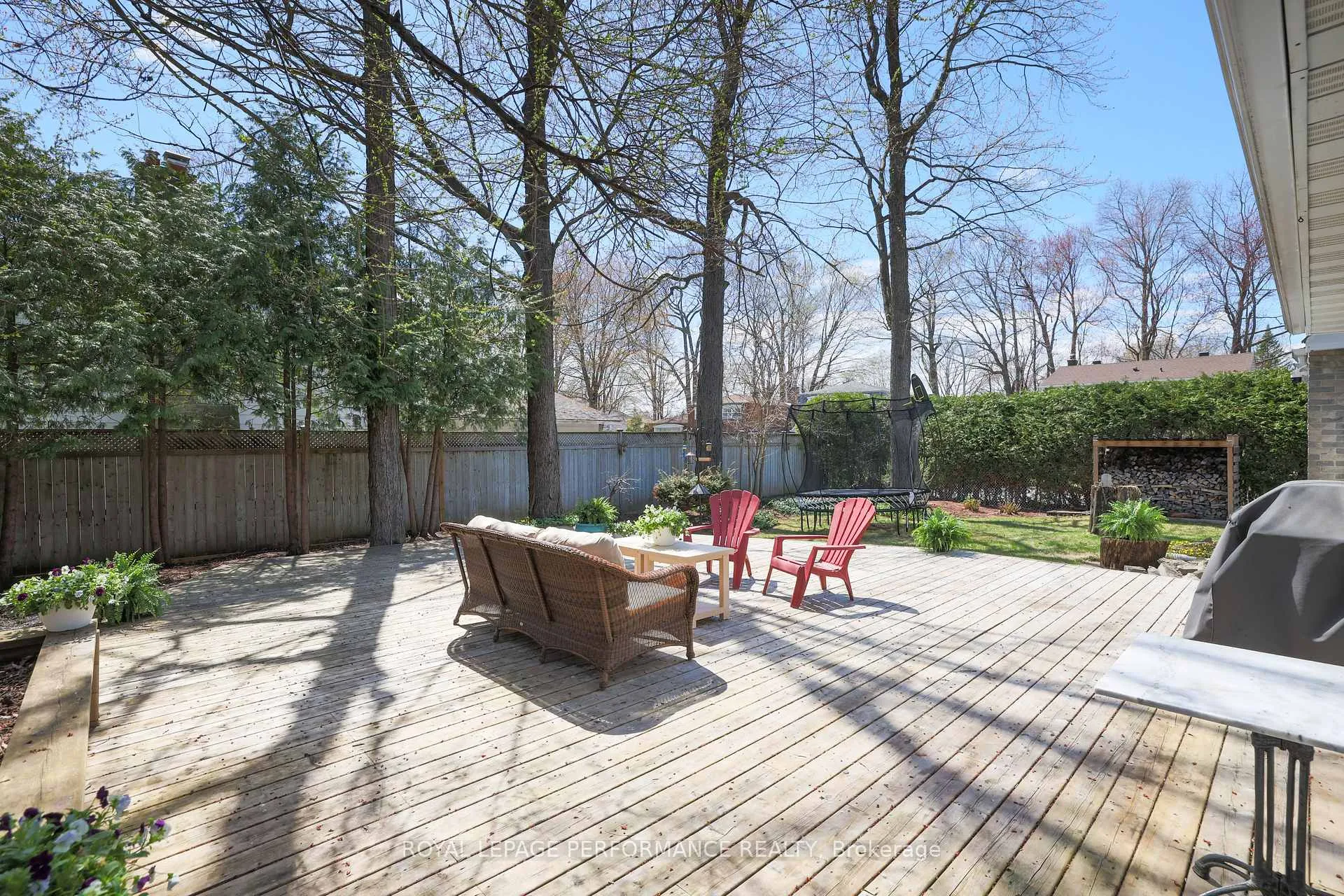 Photo 33 of 21 Oakhurst Crescent, Ottawa, Blackburn Hamlet — HOMEH