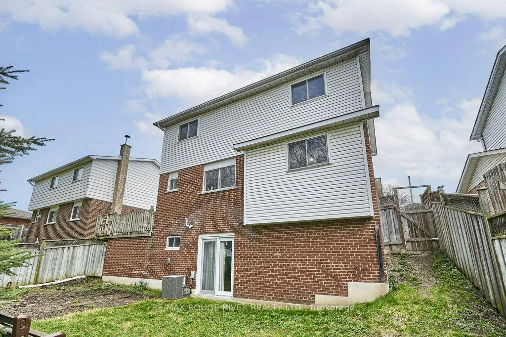 Photo 9 of 208 Annes Street, Whitby, Lynde Creek — HOMEH