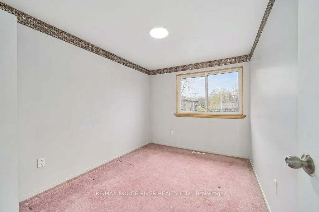 Photo 31 of 208 Annes Street, Whitby, Lynde Creek — HOMEH