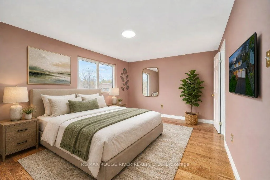 Photo 40 of 208 Annes Street, Whitby, Lynde Creek — HOMEH