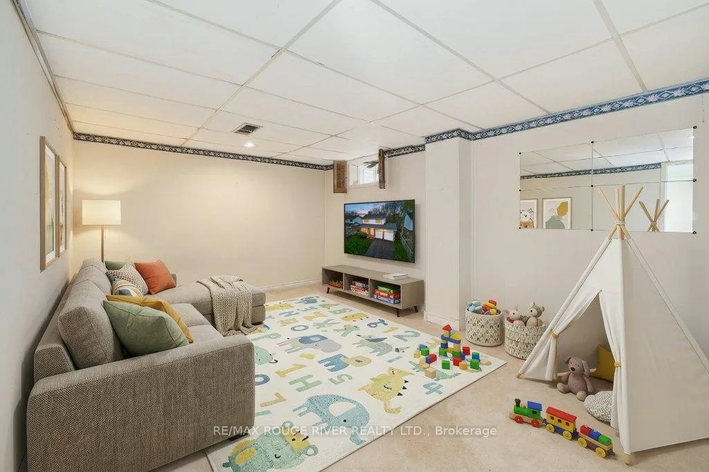 Photo 43 of 208 Annes Street, Whitby, Lynde Creek — HOMEH