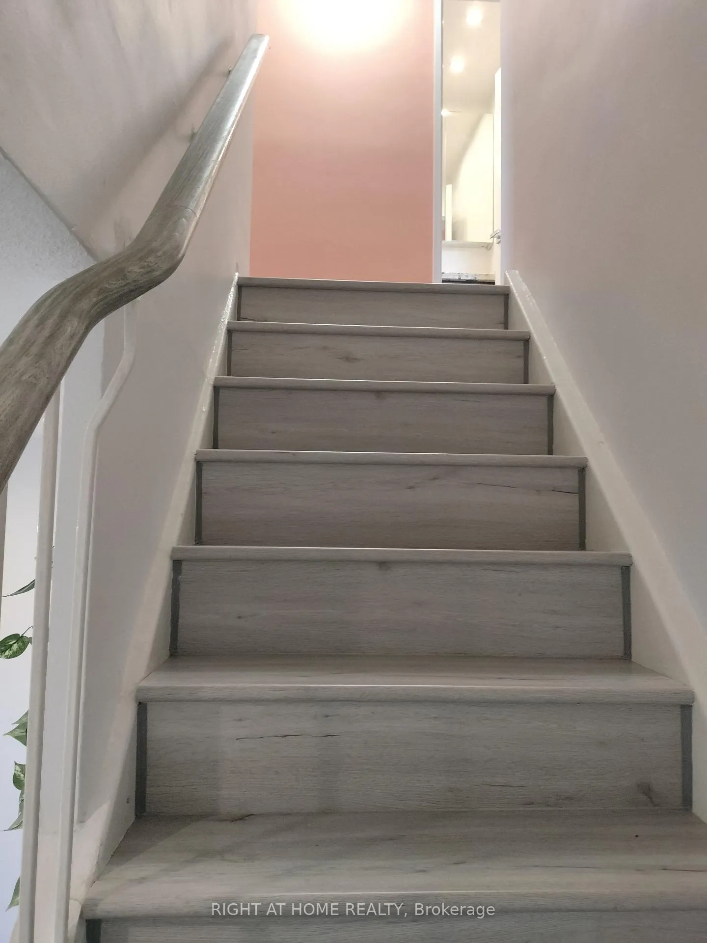 Photo 17 of Unit 367, 16B Elgin Street, Markham, Thornhill — HOMEH