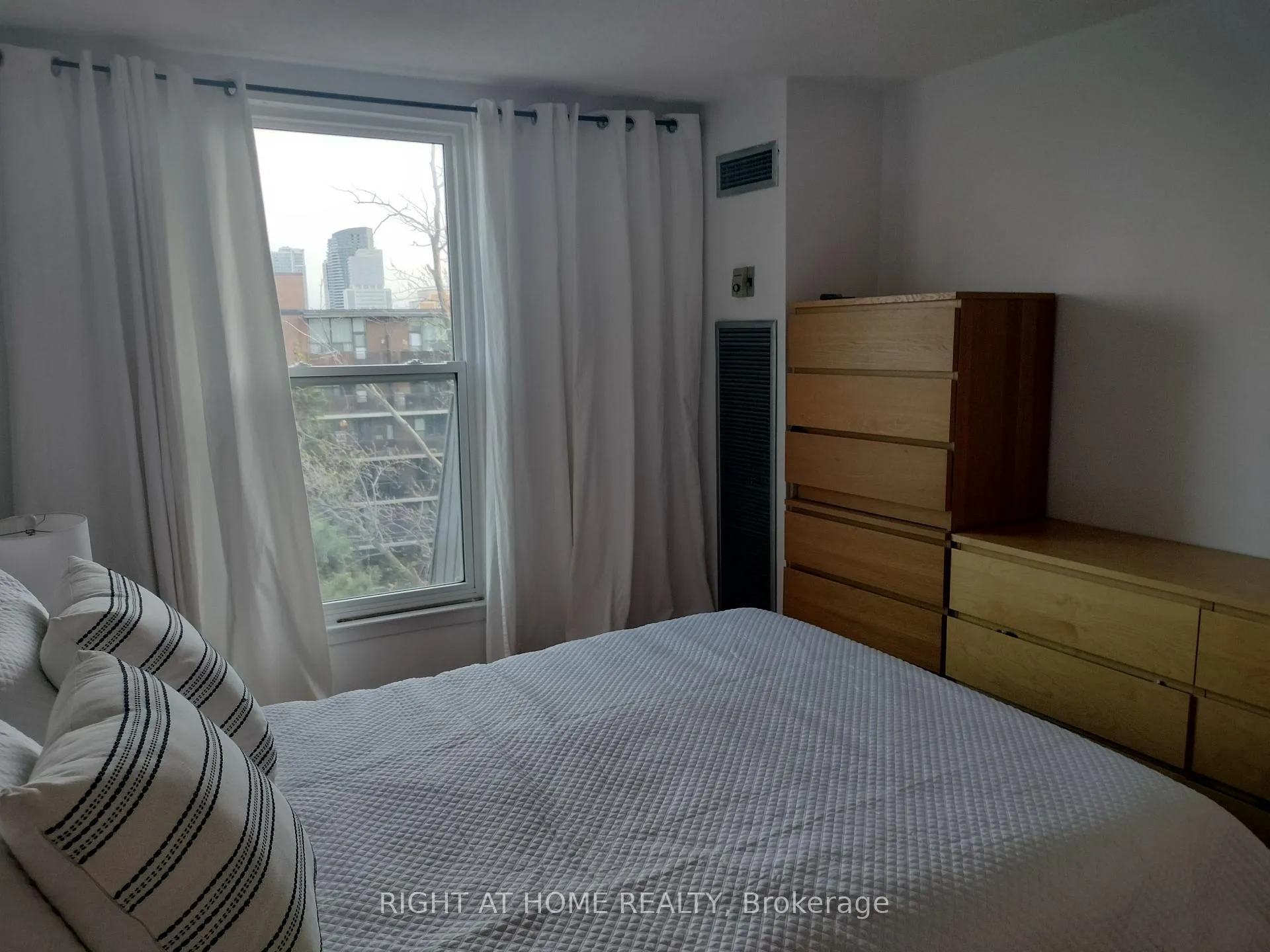 Photo 24 of Unit 367, 16B Elgin Street, Markham, Thornhill — HOMEH