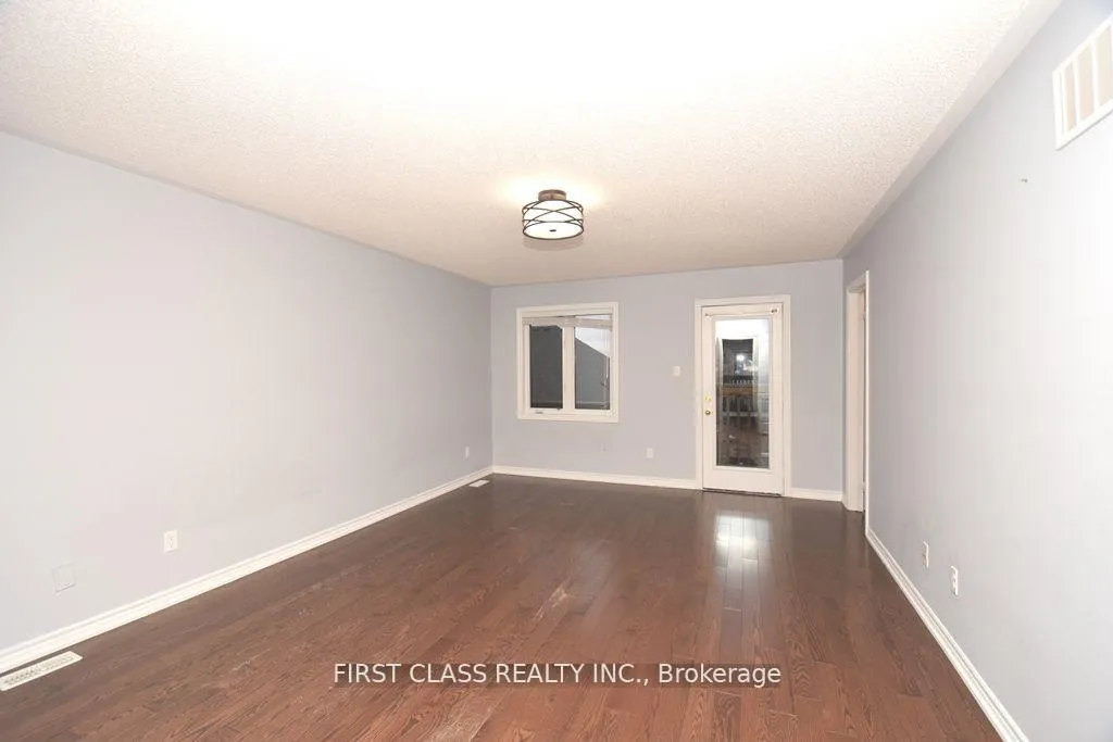 Photo 11 of Unit Upper, 1542 Bruny Avenue, Pickering, Duffin Heights — HOMEH