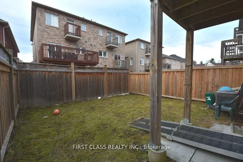 Photo 18 of Unit Upper, 1542 Bruny Avenue, Pickering, Duffin Heights — HOMEH