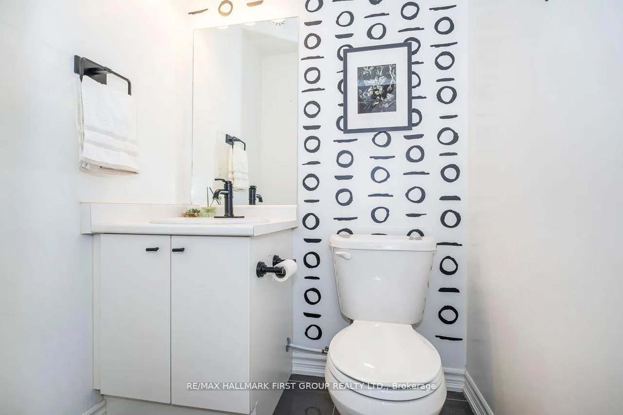 Photo 5 of Unit 10, 1040 Elton Way, Whitby, Pringle Creek — HOMEH
