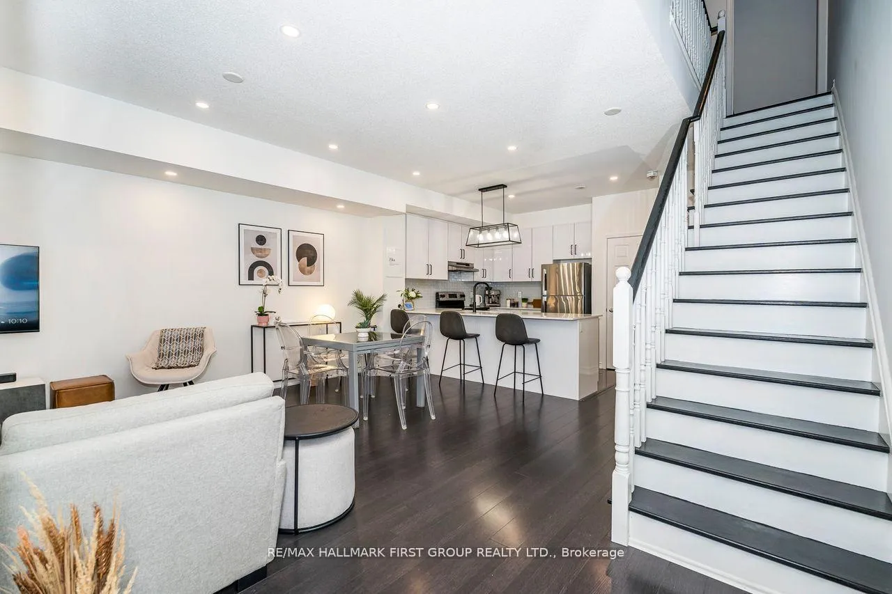 Photo 6 of Unit 10, 1040 Elton Way, Whitby, Pringle Creek — HOMEH