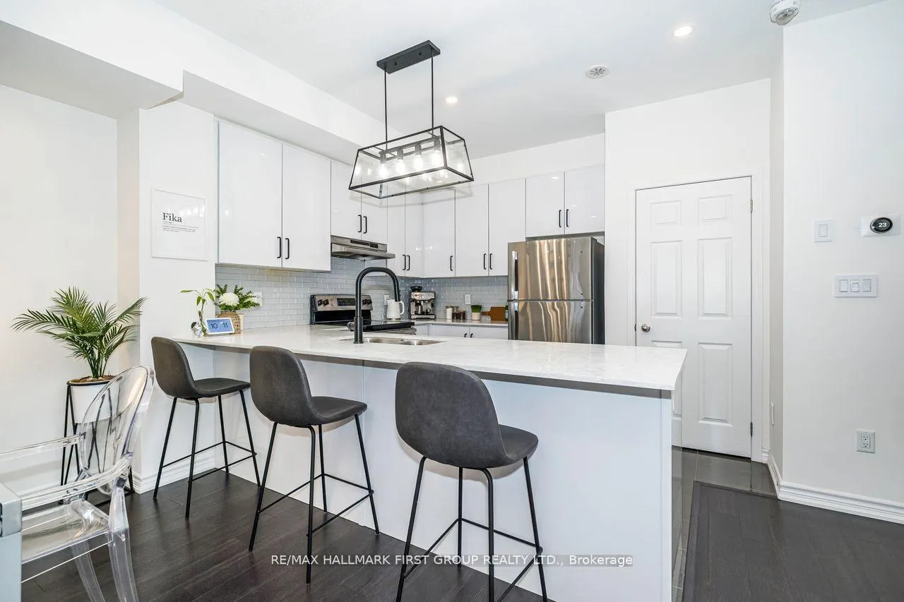 Photo 13 of Unit 10, 1040 Elton Way, Whitby, Pringle Creek — HOMEH