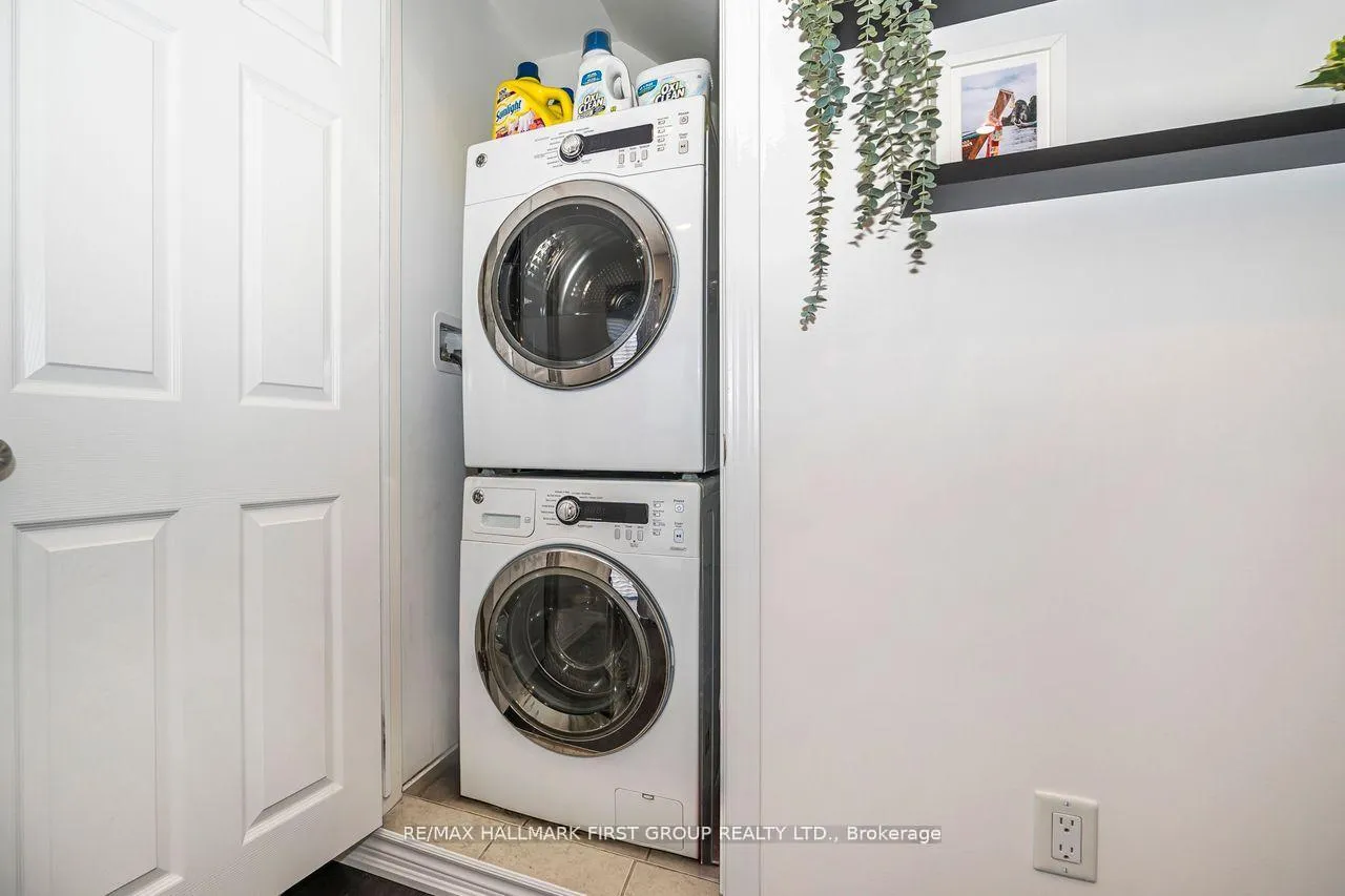 Photo 22 of Unit 10, 1040 Elton Way, Whitby, Pringle Creek — HOMEH
