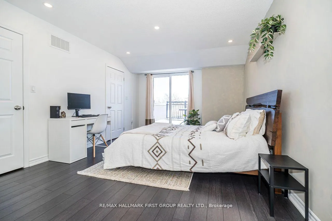 Photo 28 of Unit 10, 1040 Elton Way, Whitby, Pringle Creek — HOMEH