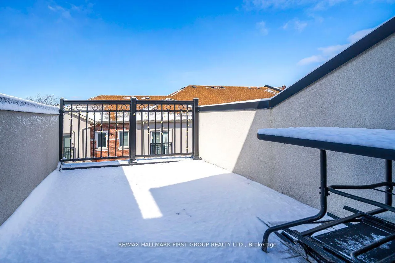 Photo 32 of Unit 10, 1040 Elton Way, Whitby, Pringle Creek — HOMEH