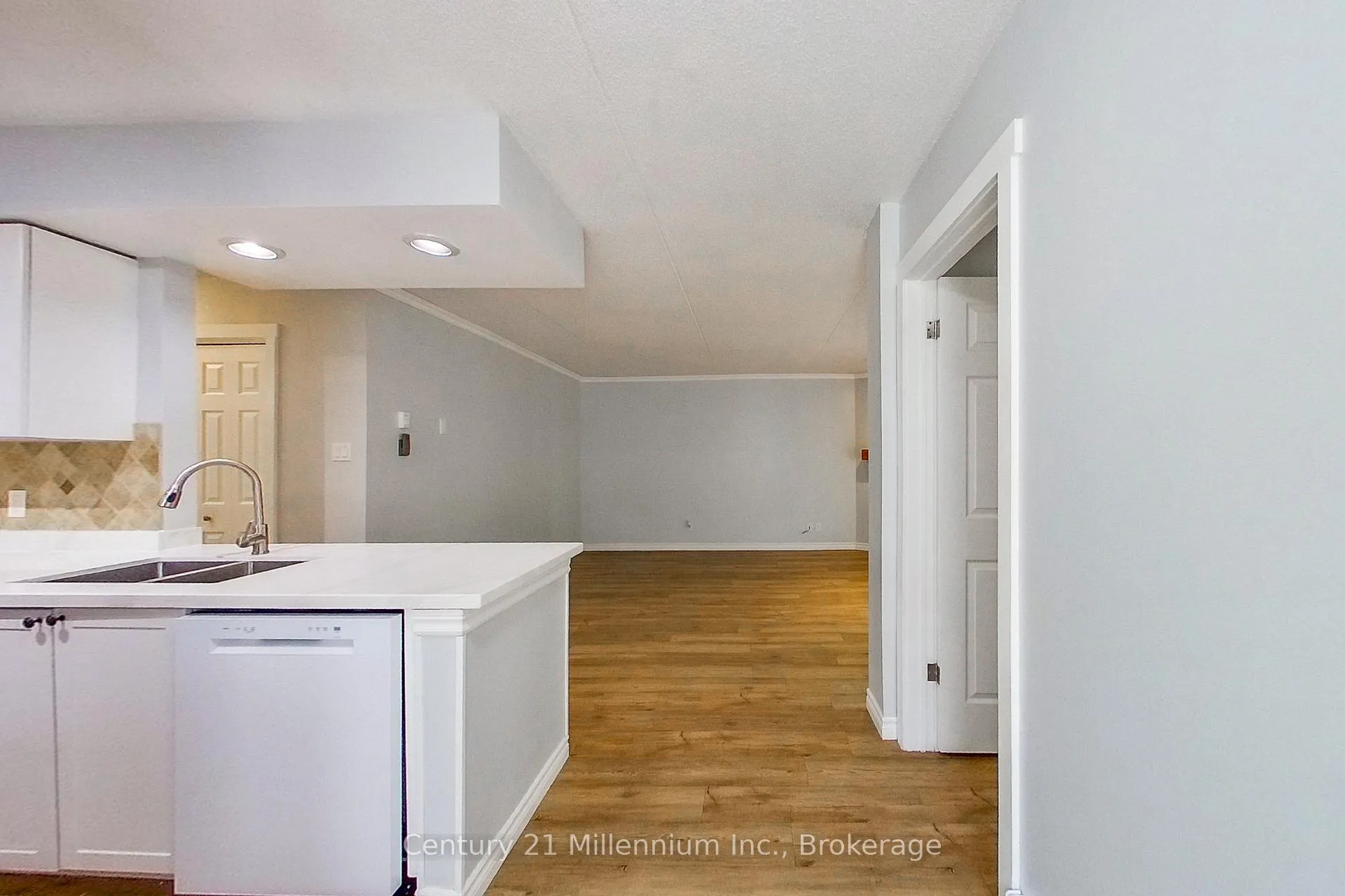 Photo 7 of Unit 193, 49 Trott Boulevard, Collingwood — HOMEH