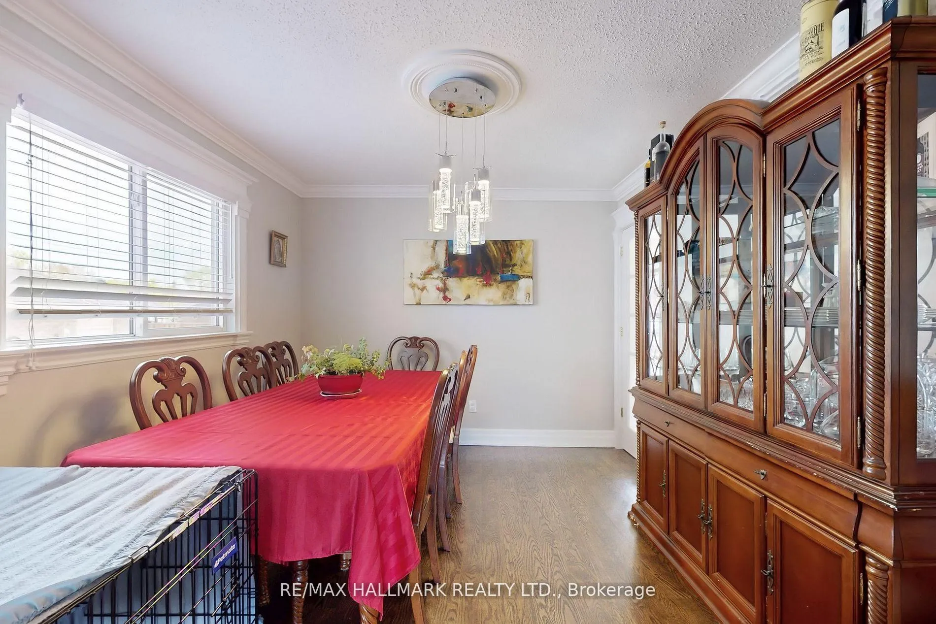 Photo 9 of 3 Cherry Blossom Crescent, Clarington, Courtice — HOMEH