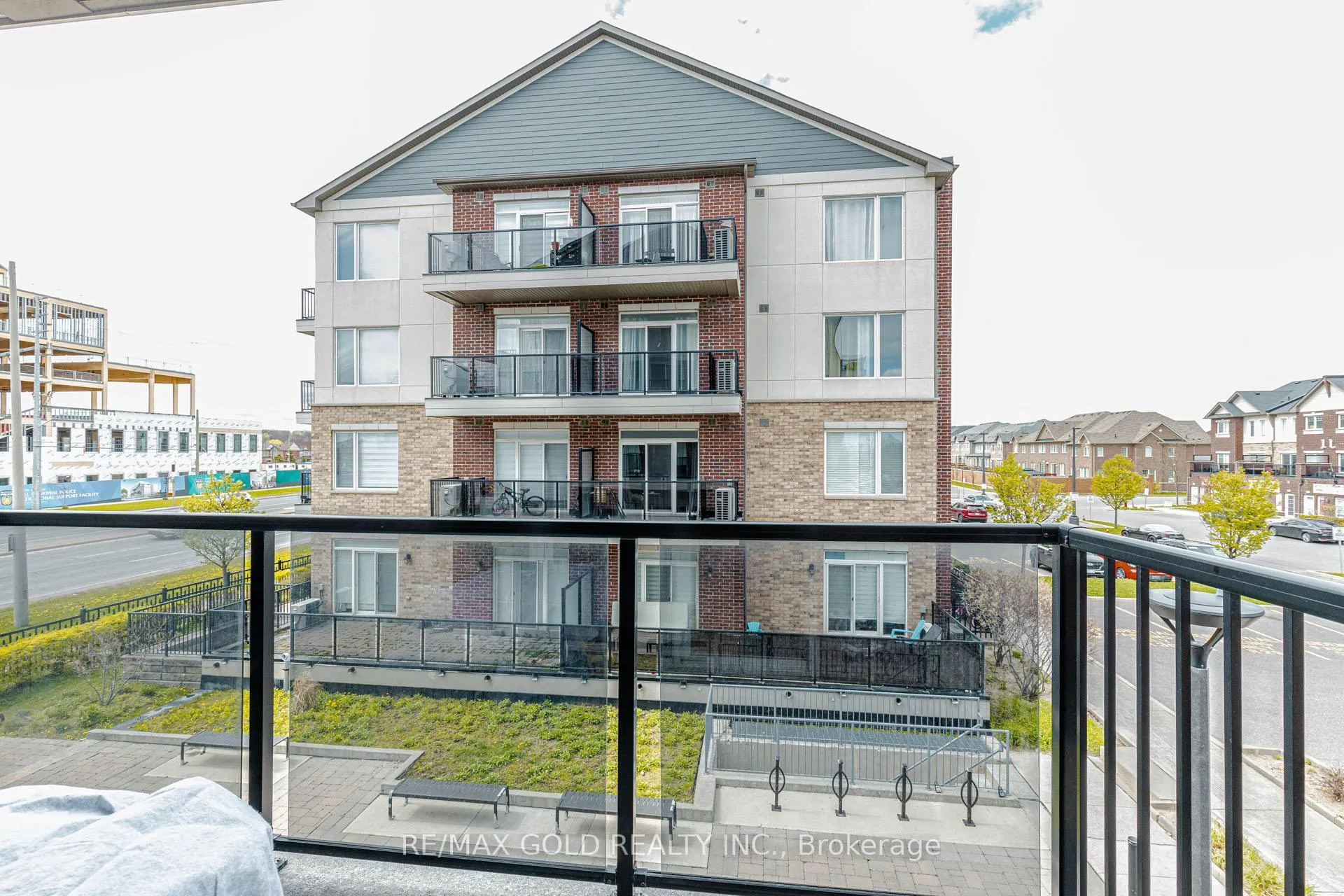Photo 30 of Unit 217, 50 Sky Harbour Drive, Brampton, Bram West — HOMEH
