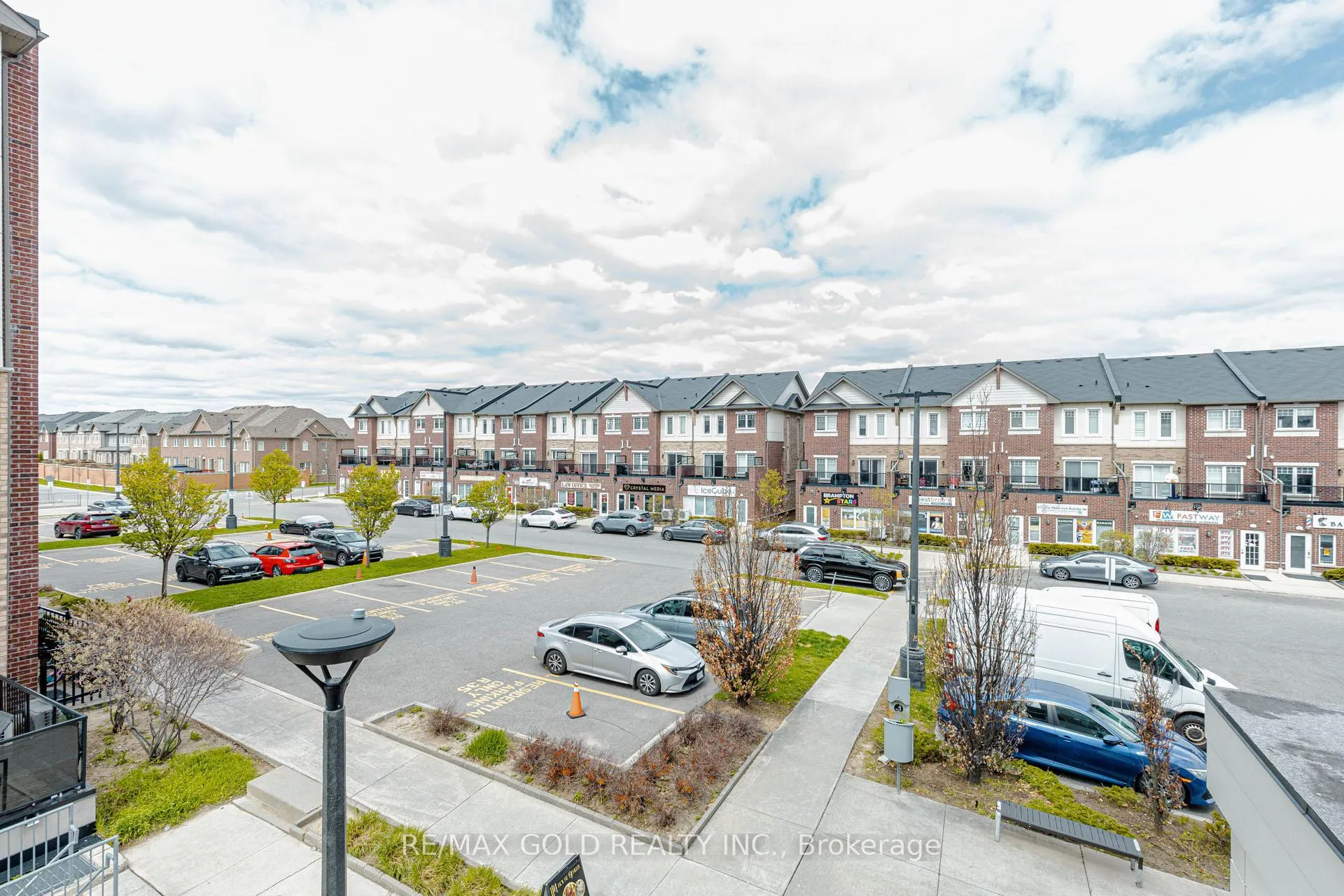 Photo 41 of Unit 217, 50 Sky Harbour Drive, Brampton, Bram West — HOMEH