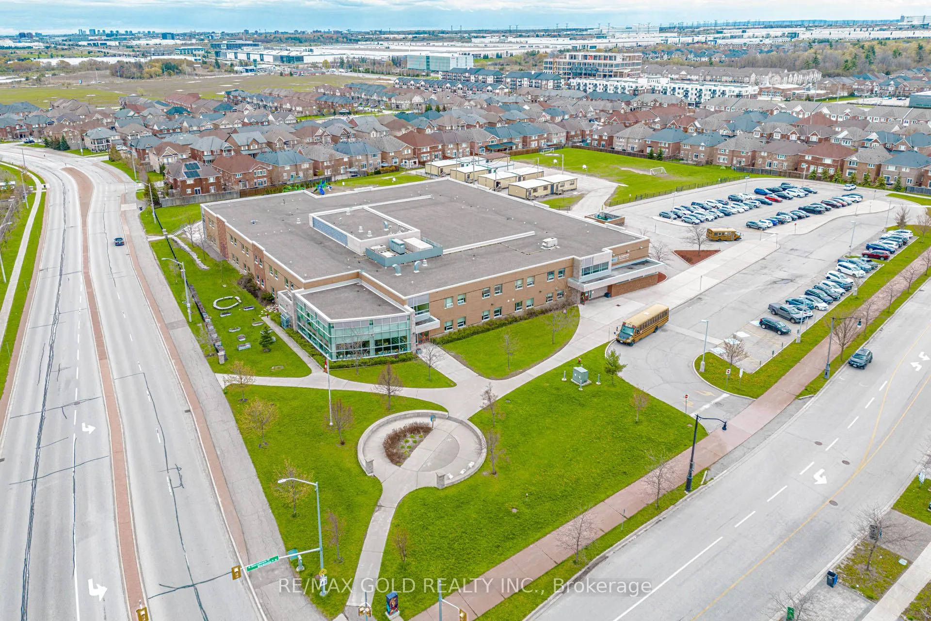 Photo 47 of Unit 217, 50 Sky Harbour Drive, Brampton, Bram West — HOMEH