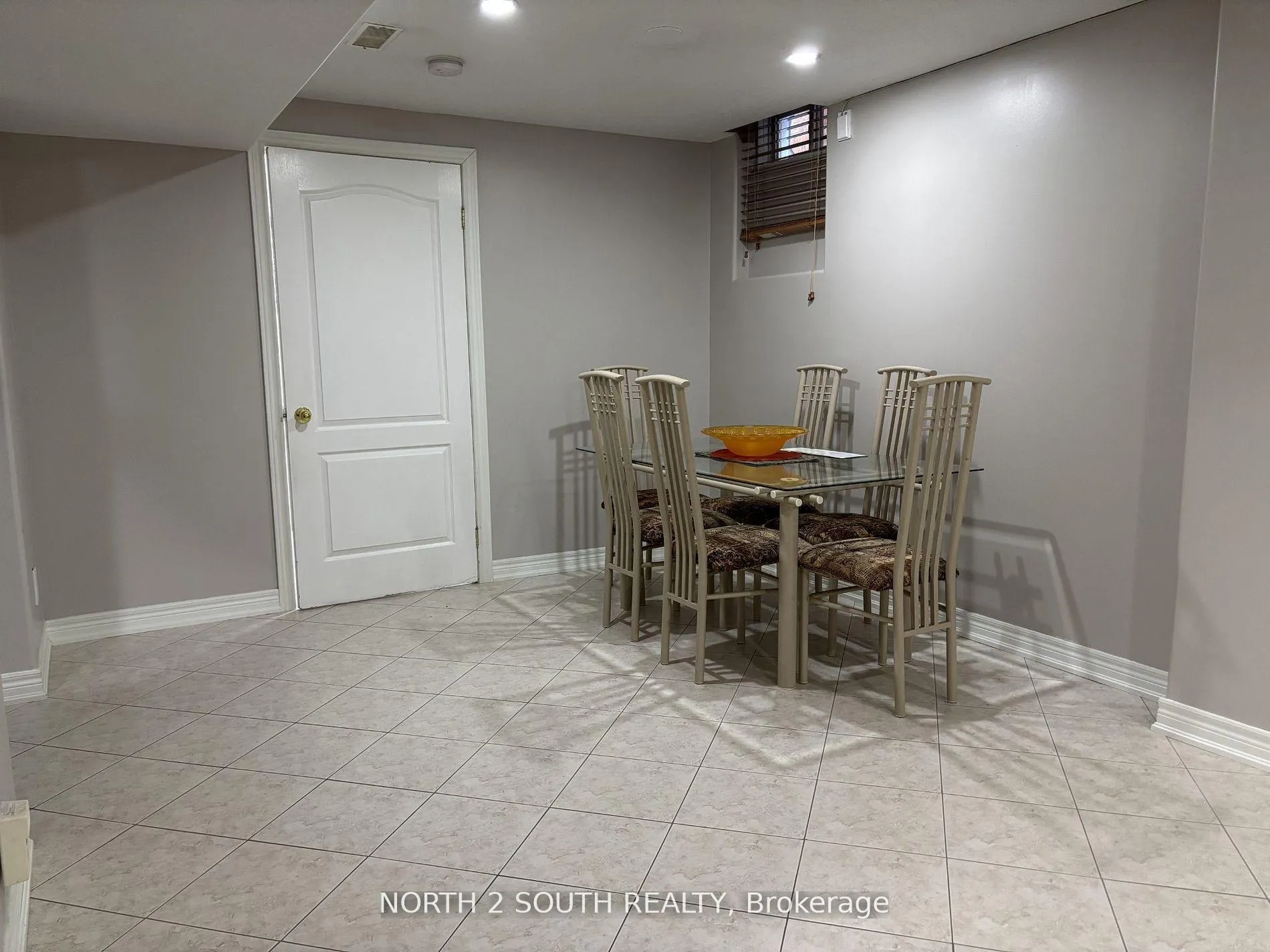 Photo 14 of Unit Bsmt, 12 Villandry Crescent, Vaughan, Maple — HOMEH
