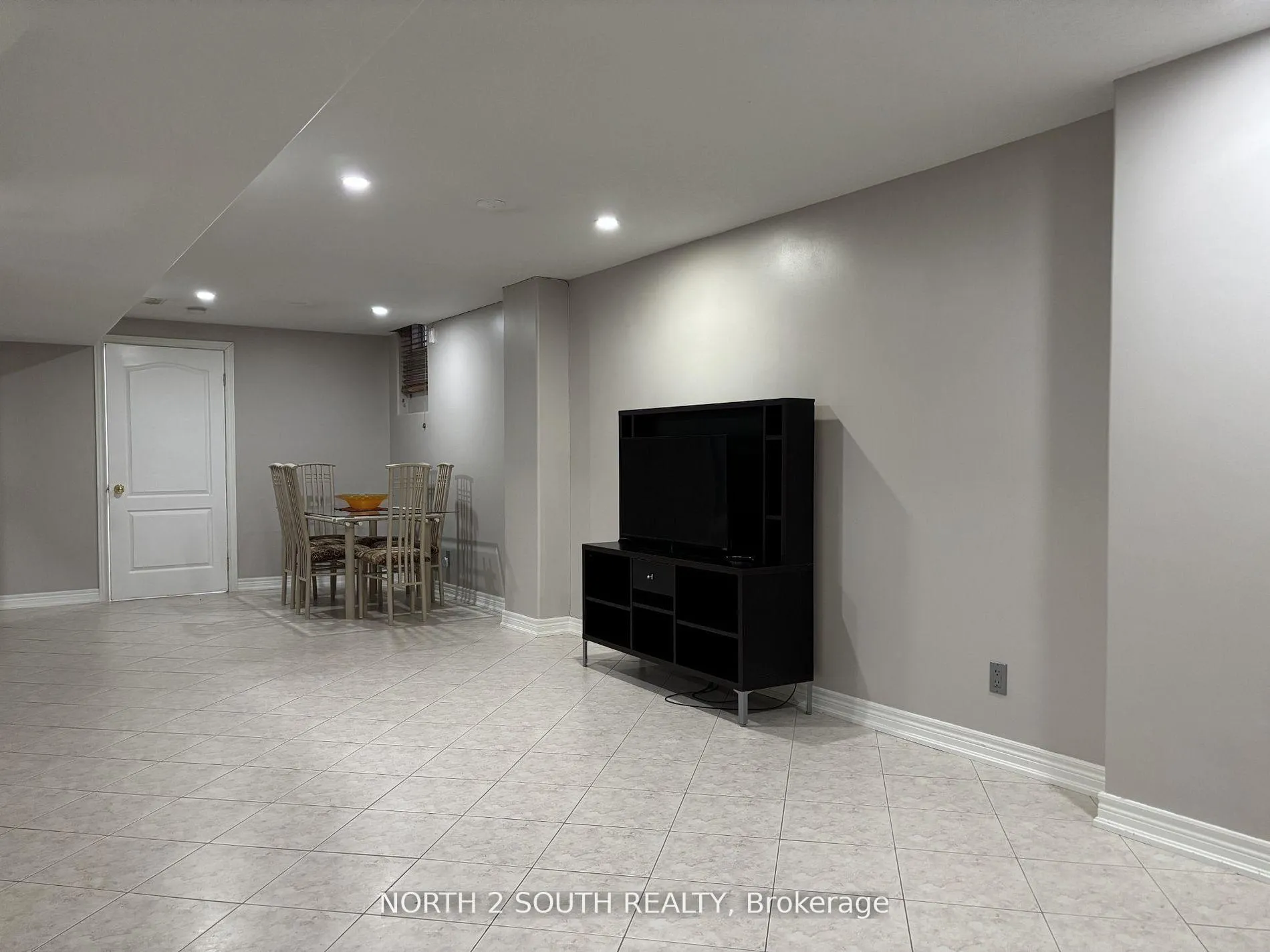 Photo 16 of Unit Bsmt, 12 Villandry Crescent, Vaughan, Maple — HOMEH