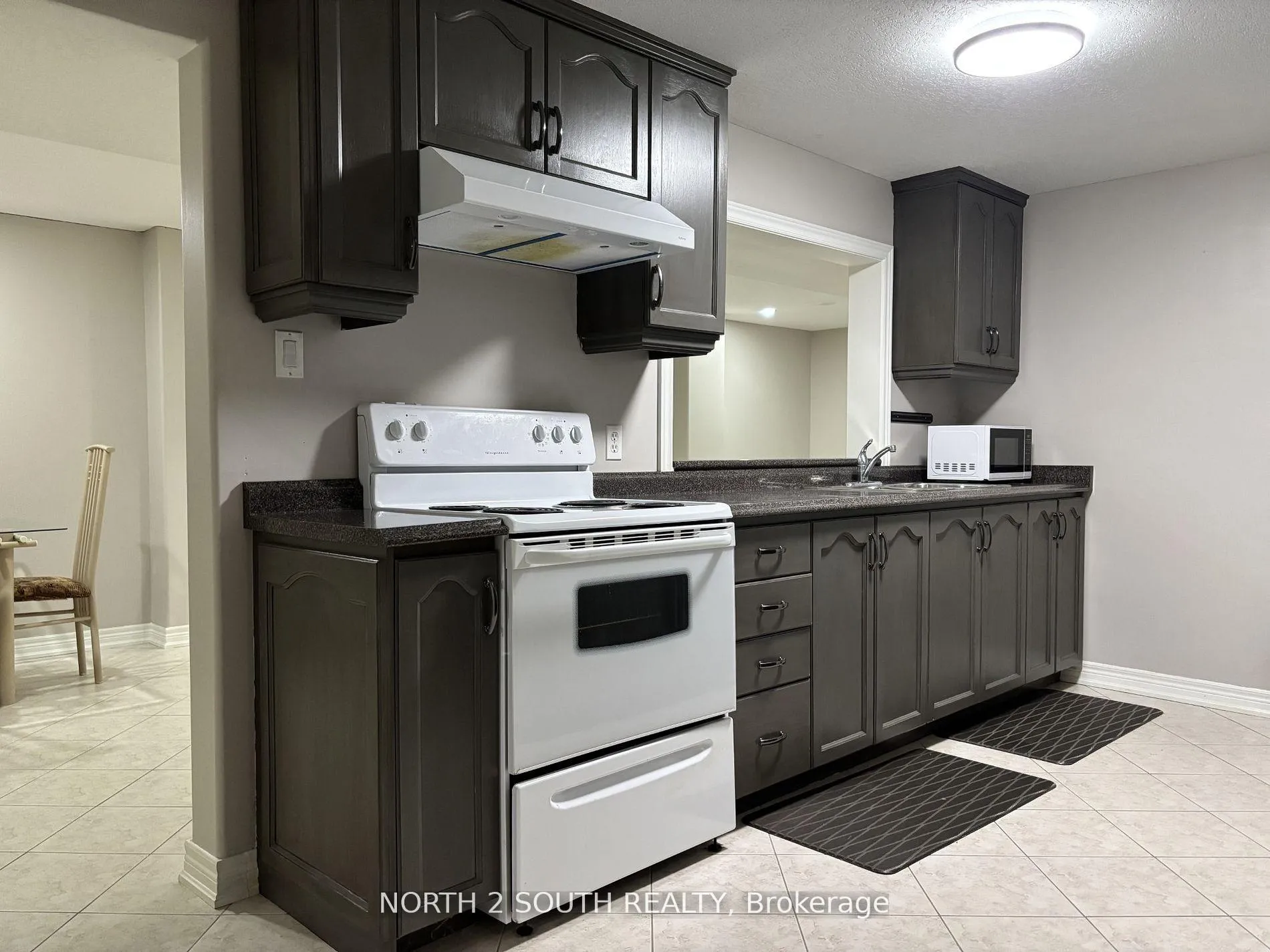 Photo 18 of Unit Bsmt, 12 Villandry Crescent, Vaughan, Maple — HOMEH
