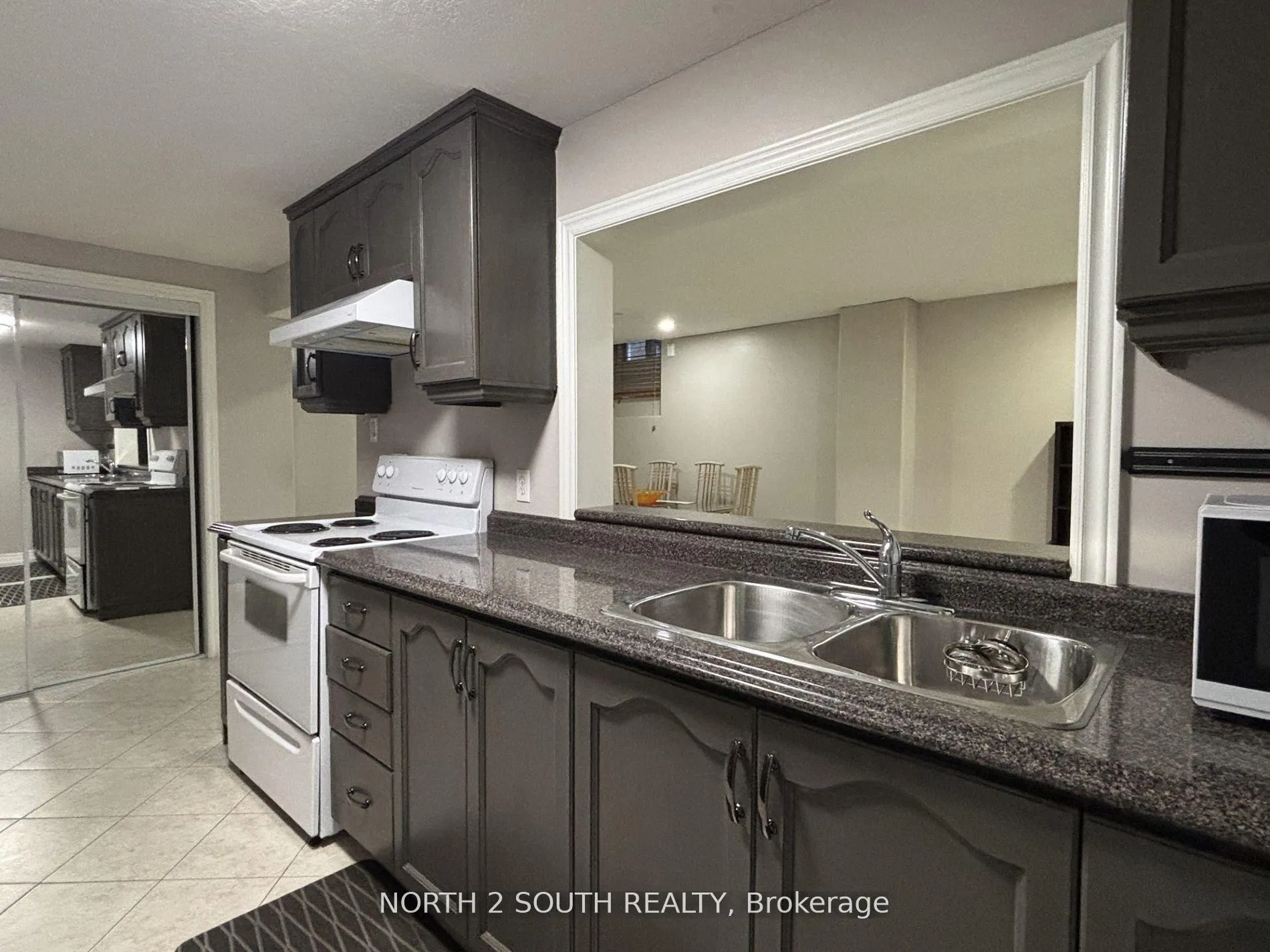 Photo 21 of Unit Bsmt, 12 Villandry Crescent, Vaughan, Maple — HOMEH