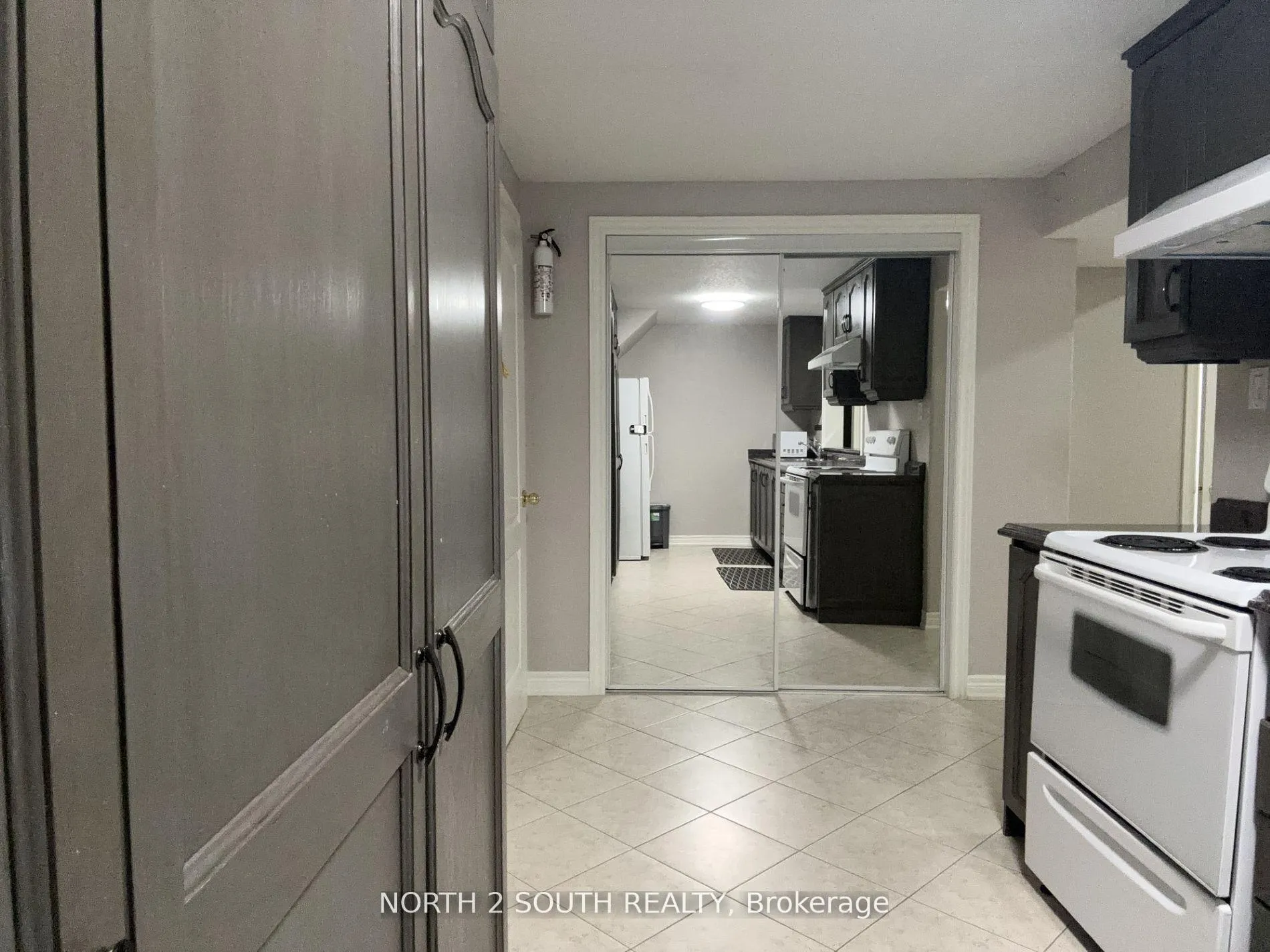 Photo 23 of Unit Bsmt, 12 Villandry Crescent, Vaughan, Maple — HOMEH