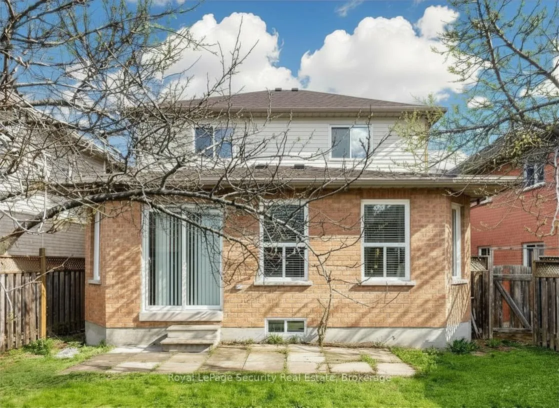 Photo 38 of 21 Fallstar Crescent, Brampton, Fletcher's Meadow — HOMEH
