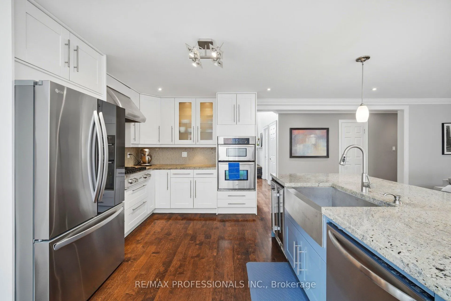 Photo 13 of 2 Enchangted Court, Brampton, Snelgrove — HOMEH