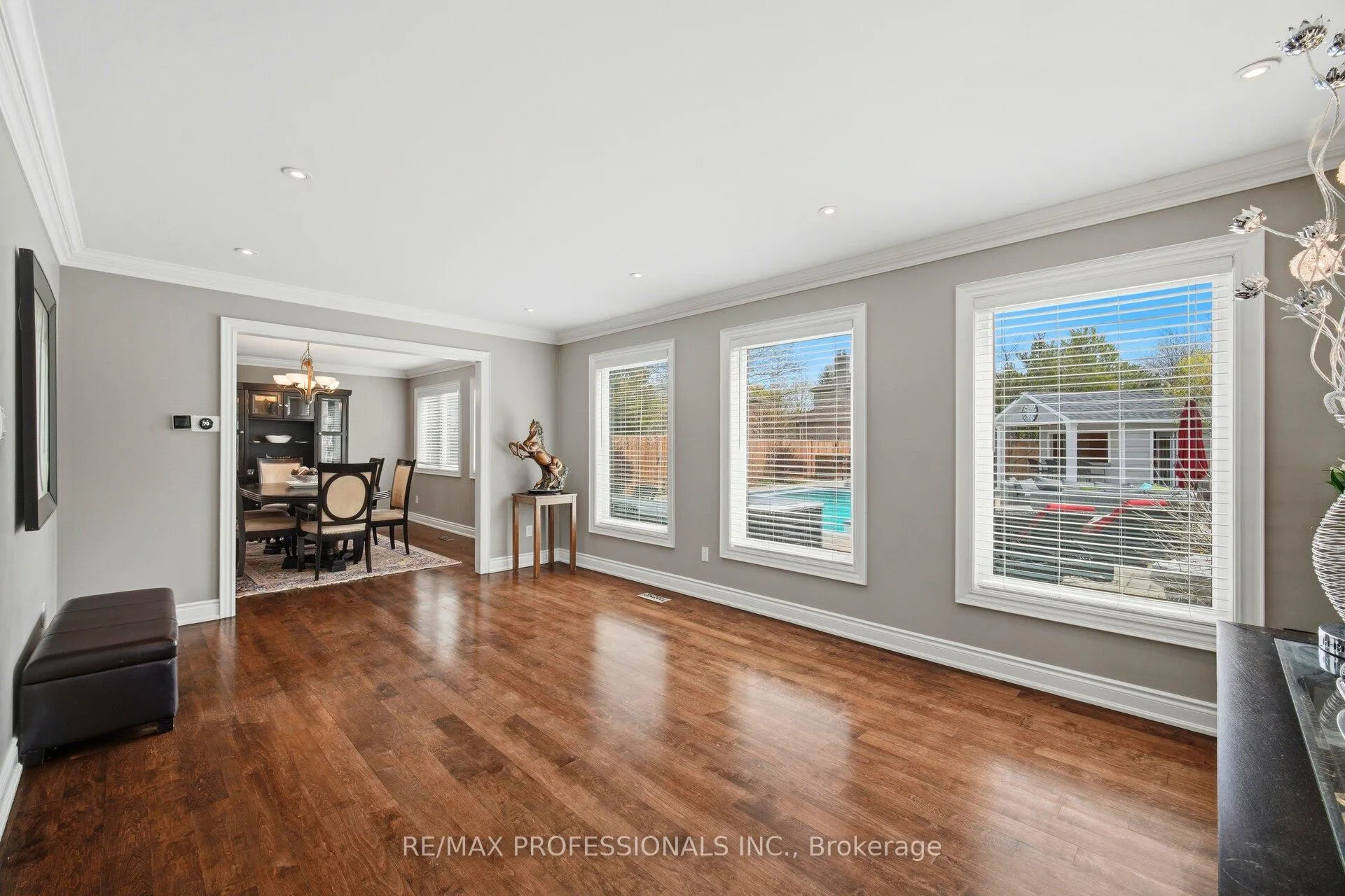Photo 18 of 2 Enchangted Court, Brampton, Snelgrove — HOMEH
