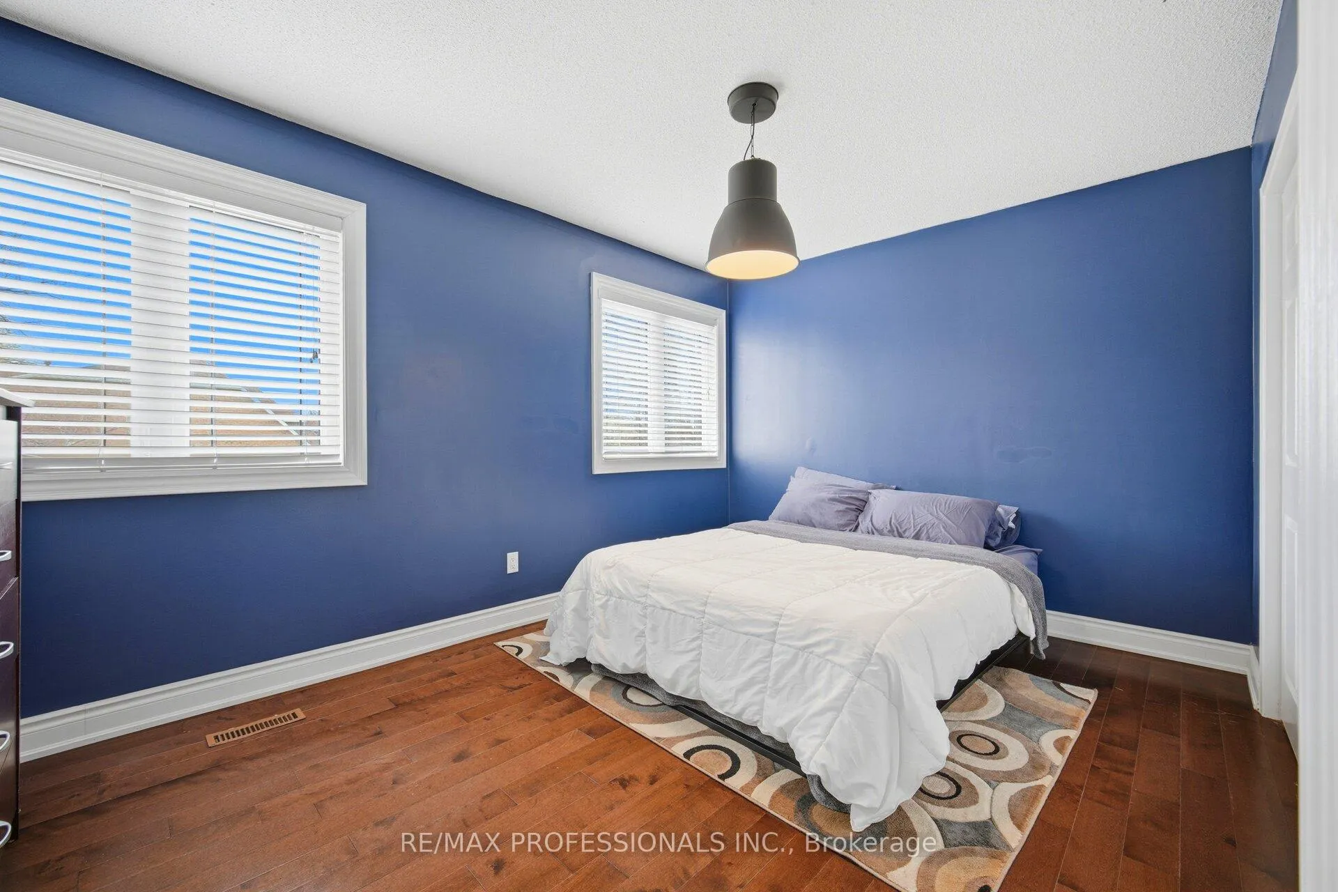 Photo 29 of 2 Enchangted Court, Brampton, Snelgrove — HOMEH