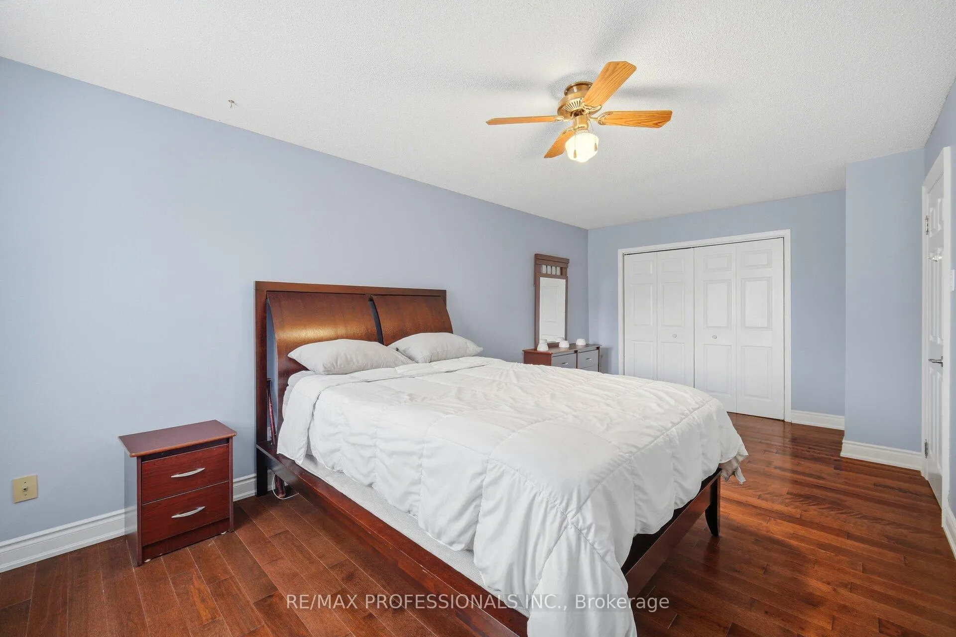 Photo 32 of 2 Enchangted Court, Brampton, Snelgrove — HOMEH