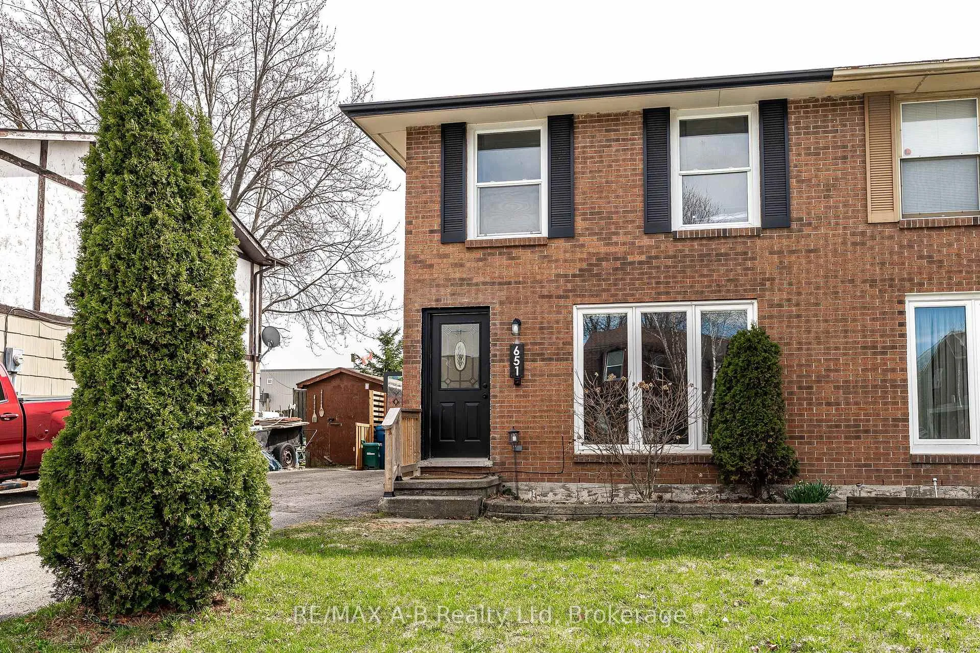 Photo 2 of 651 Devon Street, Stratford — HOMEH