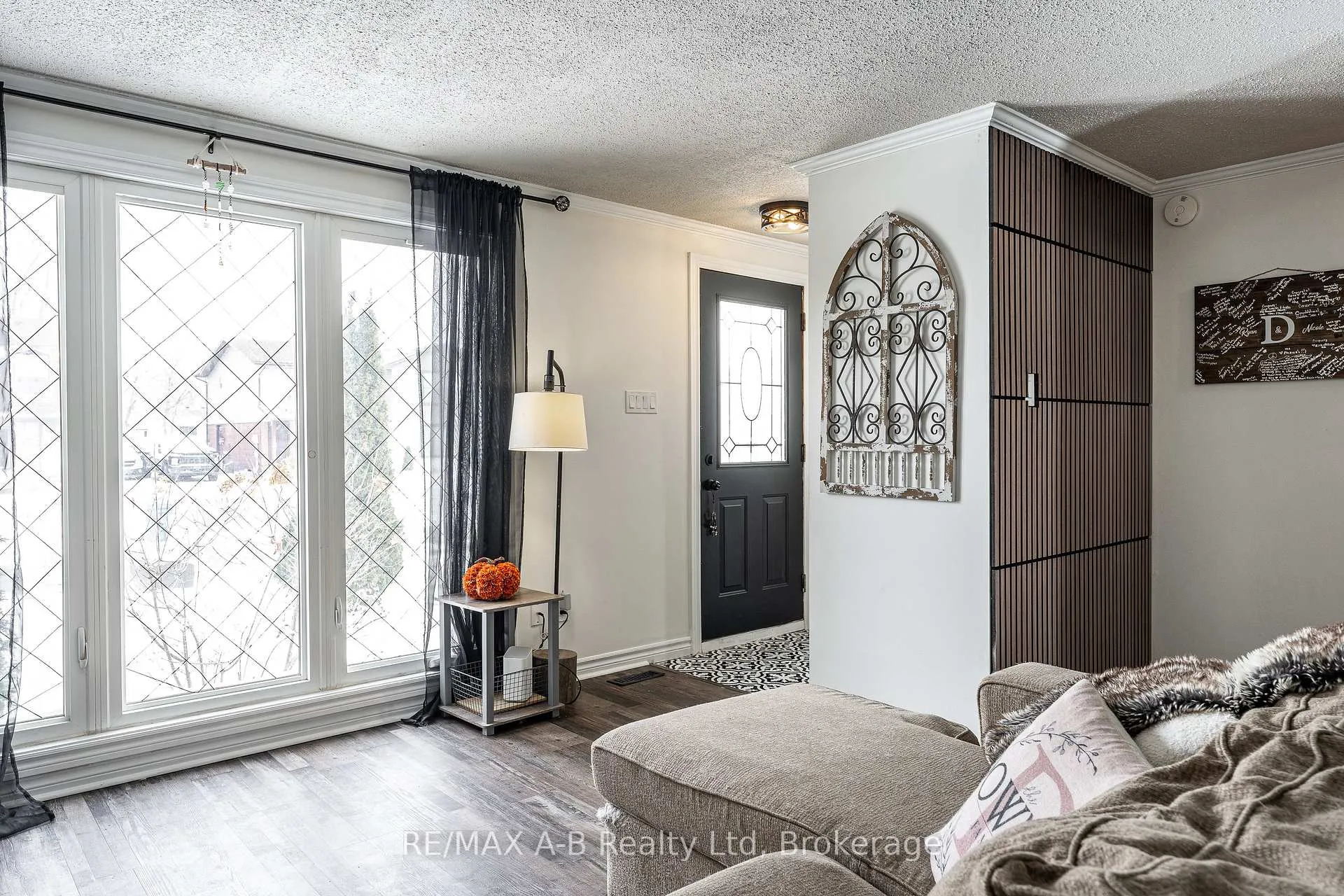 Photo 11 of 651 Devon Street, Stratford — HOMEH
