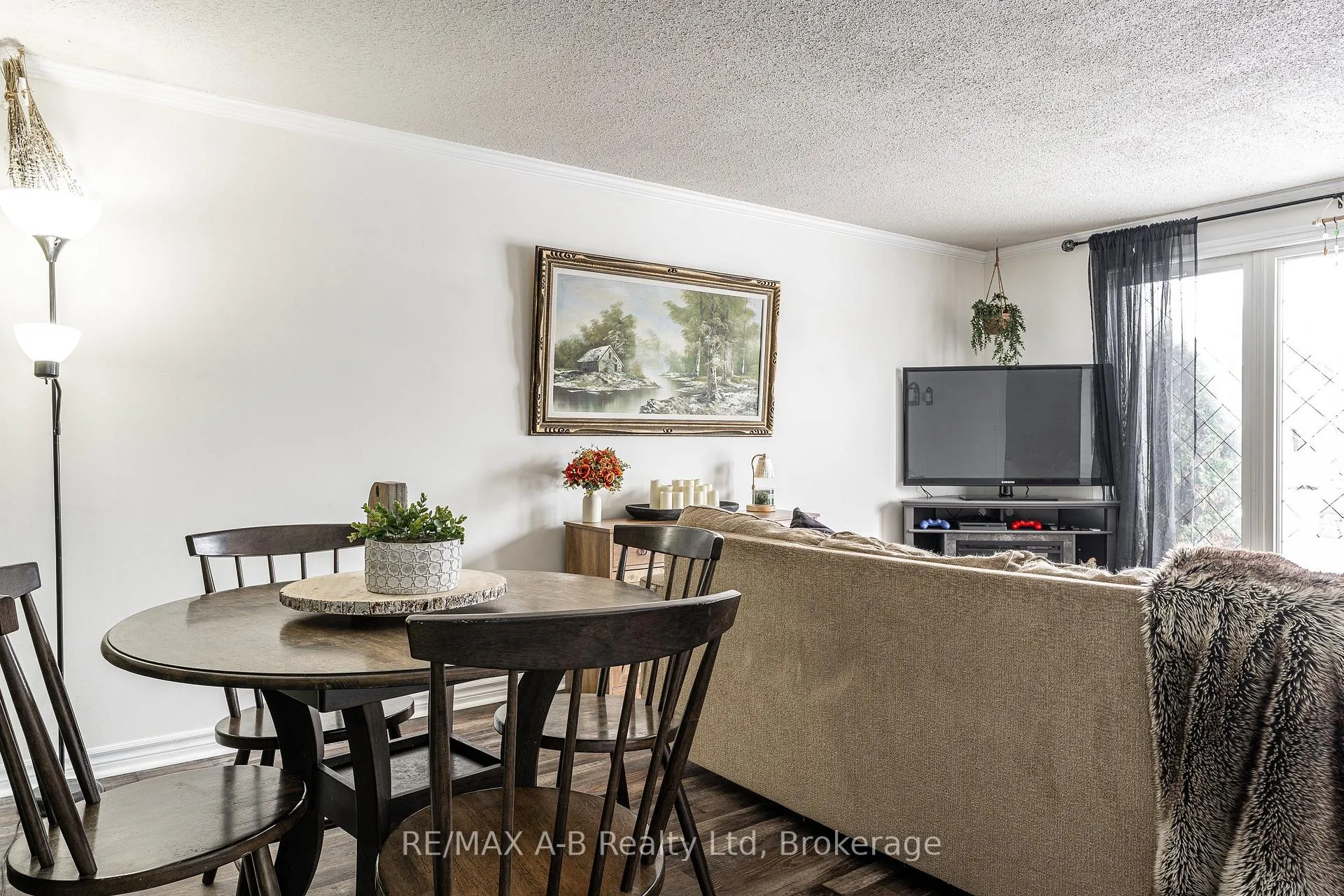 Photo 12 of 651 Devon Street, Stratford — HOMEH
