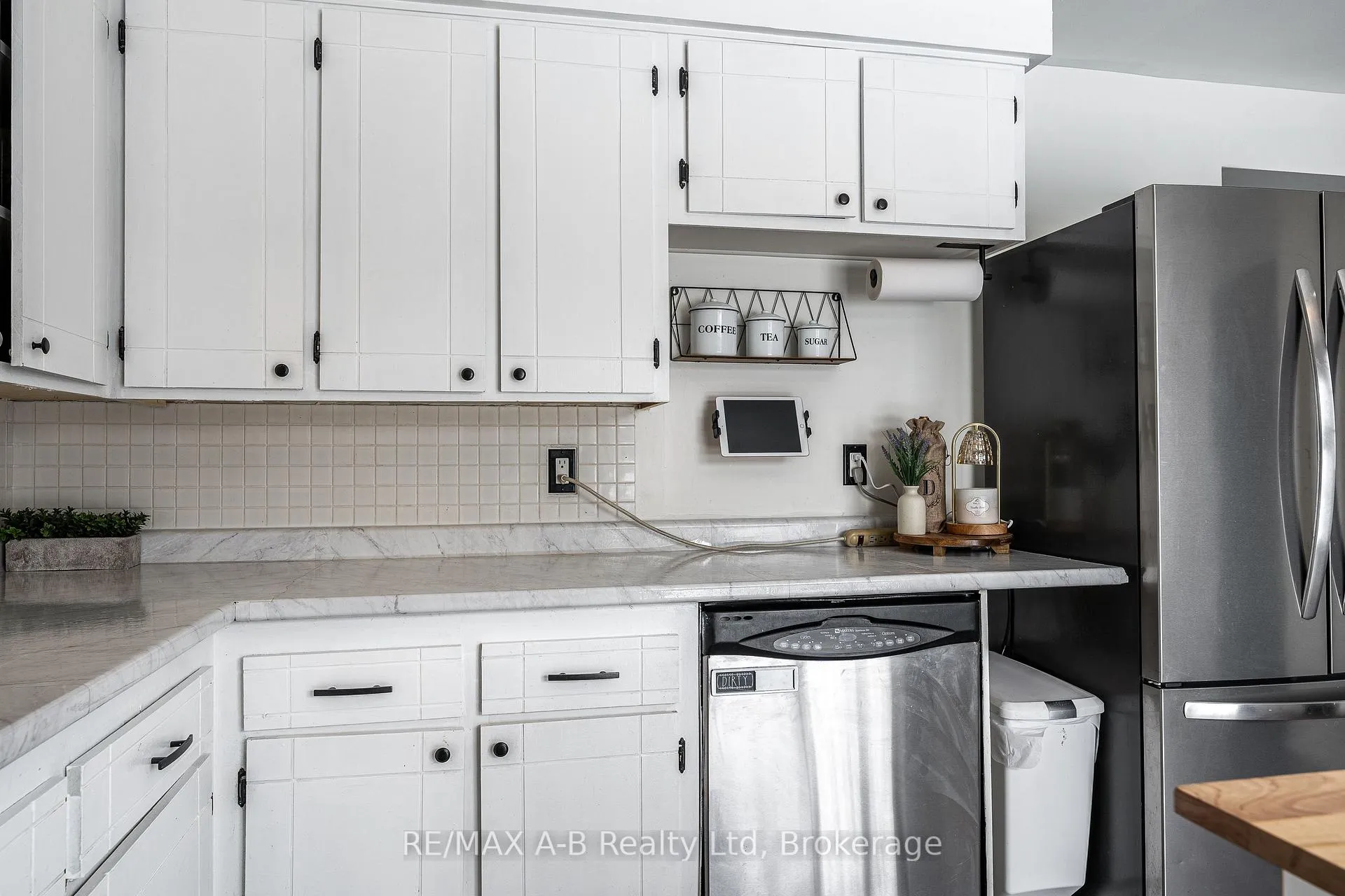 Photo 19 of 651 Devon Street, Stratford — HOMEH