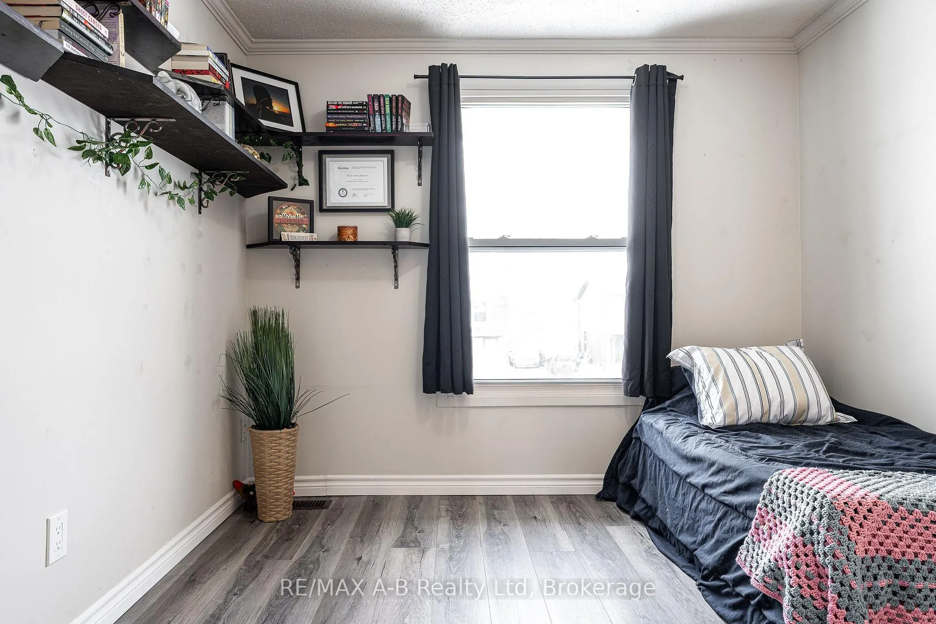 Photo 27 of 651 Devon Street, Stratford — HOMEH