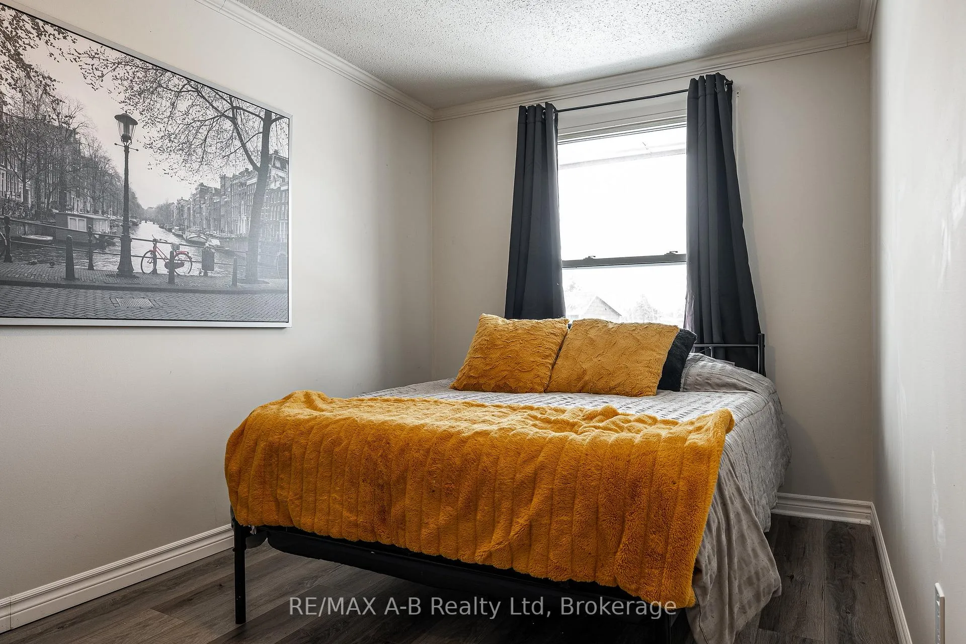 Photo 29 of 651 Devon Street, Stratford — HOMEH