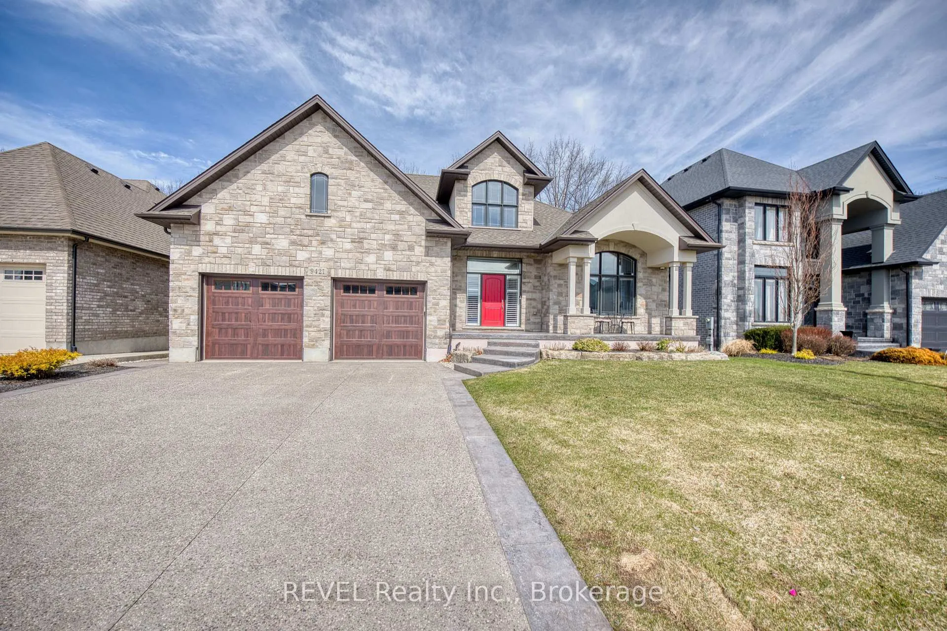Photo 1 of 9421 Madison Crescent, Niagara Falls, Forestview — HOMEH
