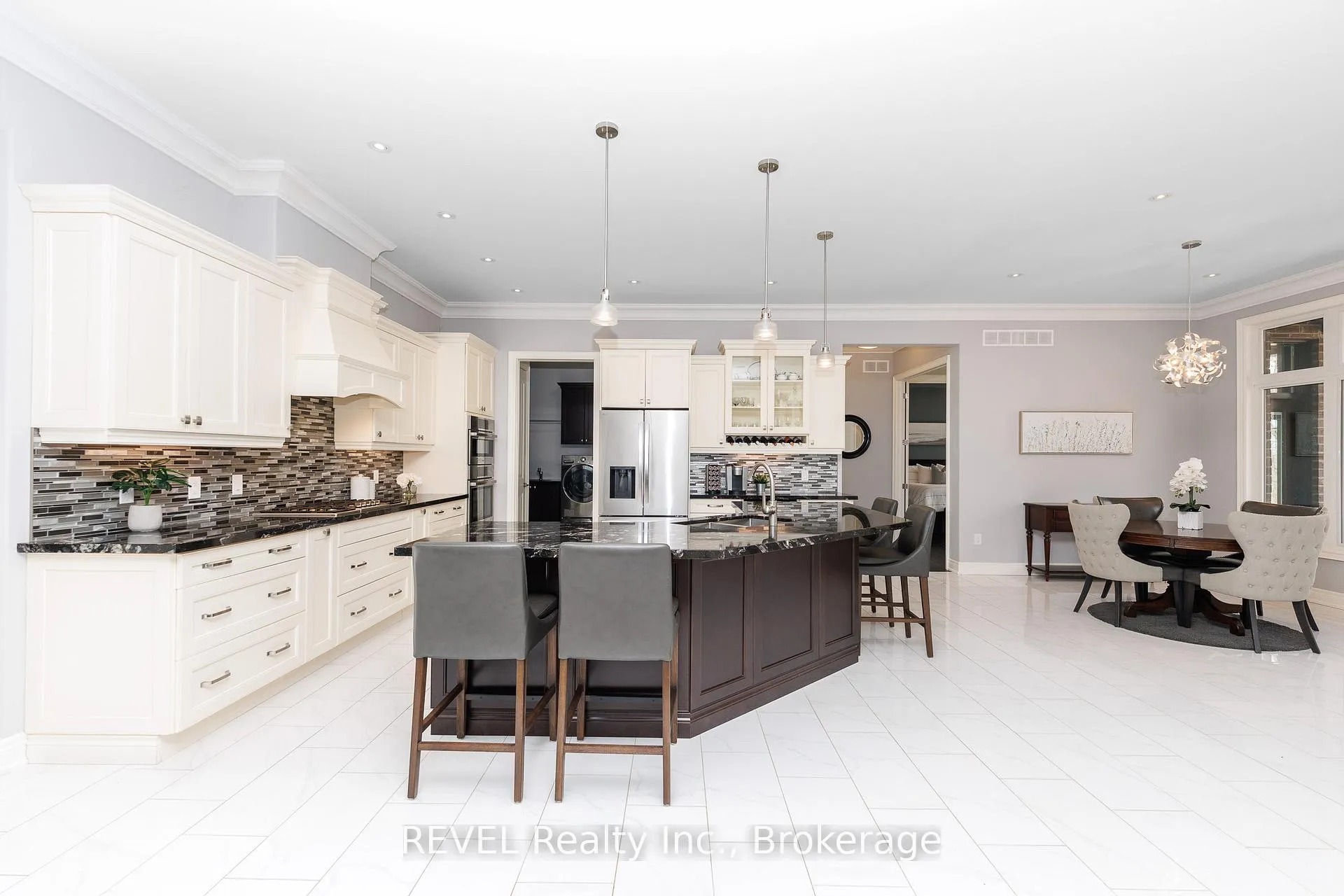 Photo 12 of 9421 Madison Crescent, Niagara Falls, Forestview — HOMEH