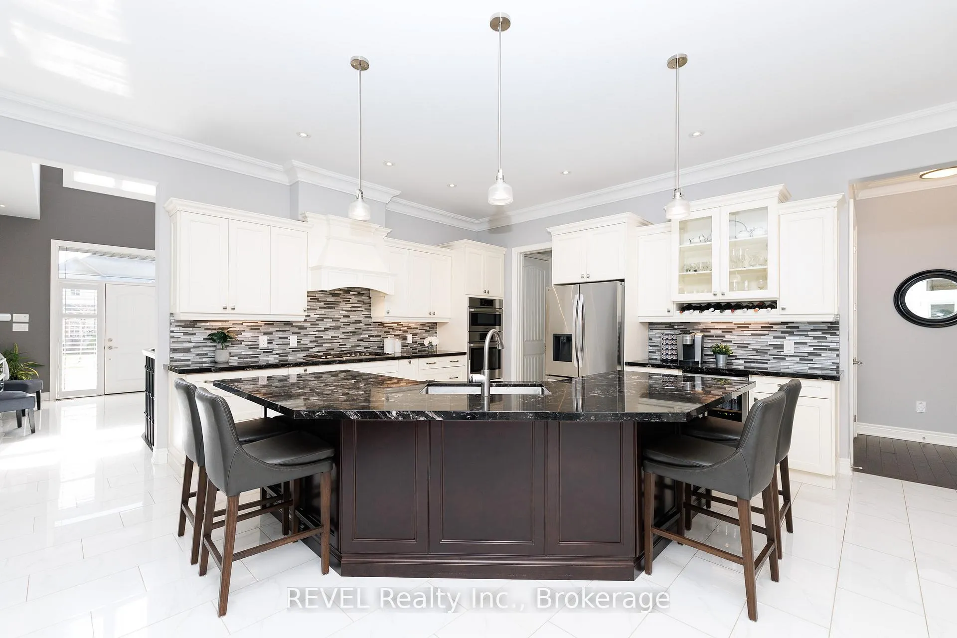 Photo 13 of 9421 Madison Crescent, Niagara Falls, Forestview — HOMEH