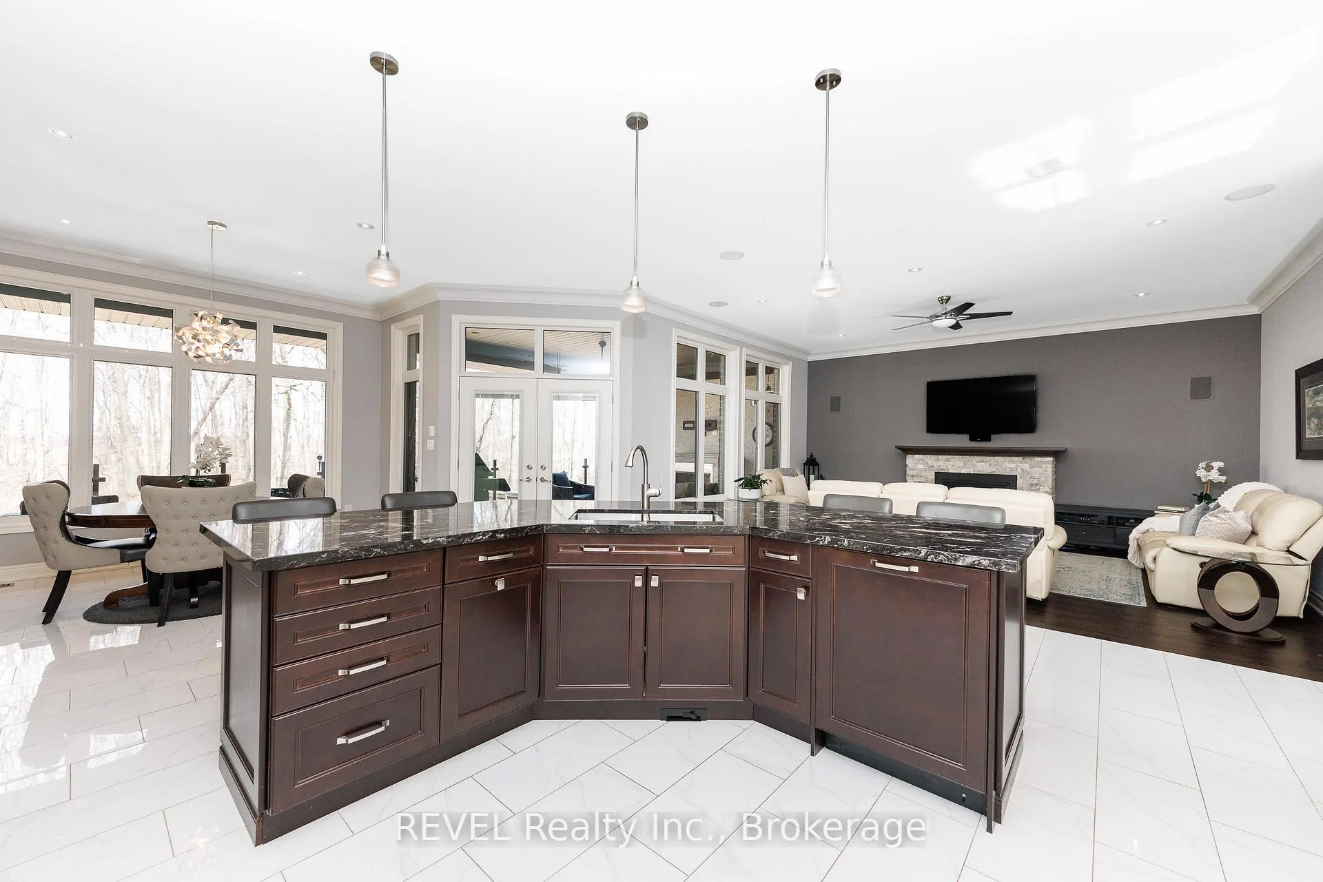Photo 18 of 9421 Madison Crescent, Niagara Falls, Forestview — HOMEH
