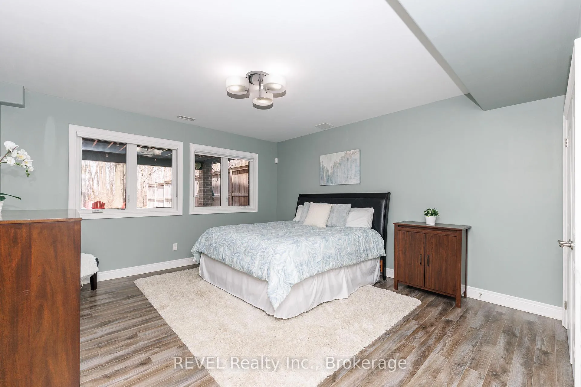 Photo 42 of 9421 Madison Crescent, Niagara Falls, Forestview — HOMEH
