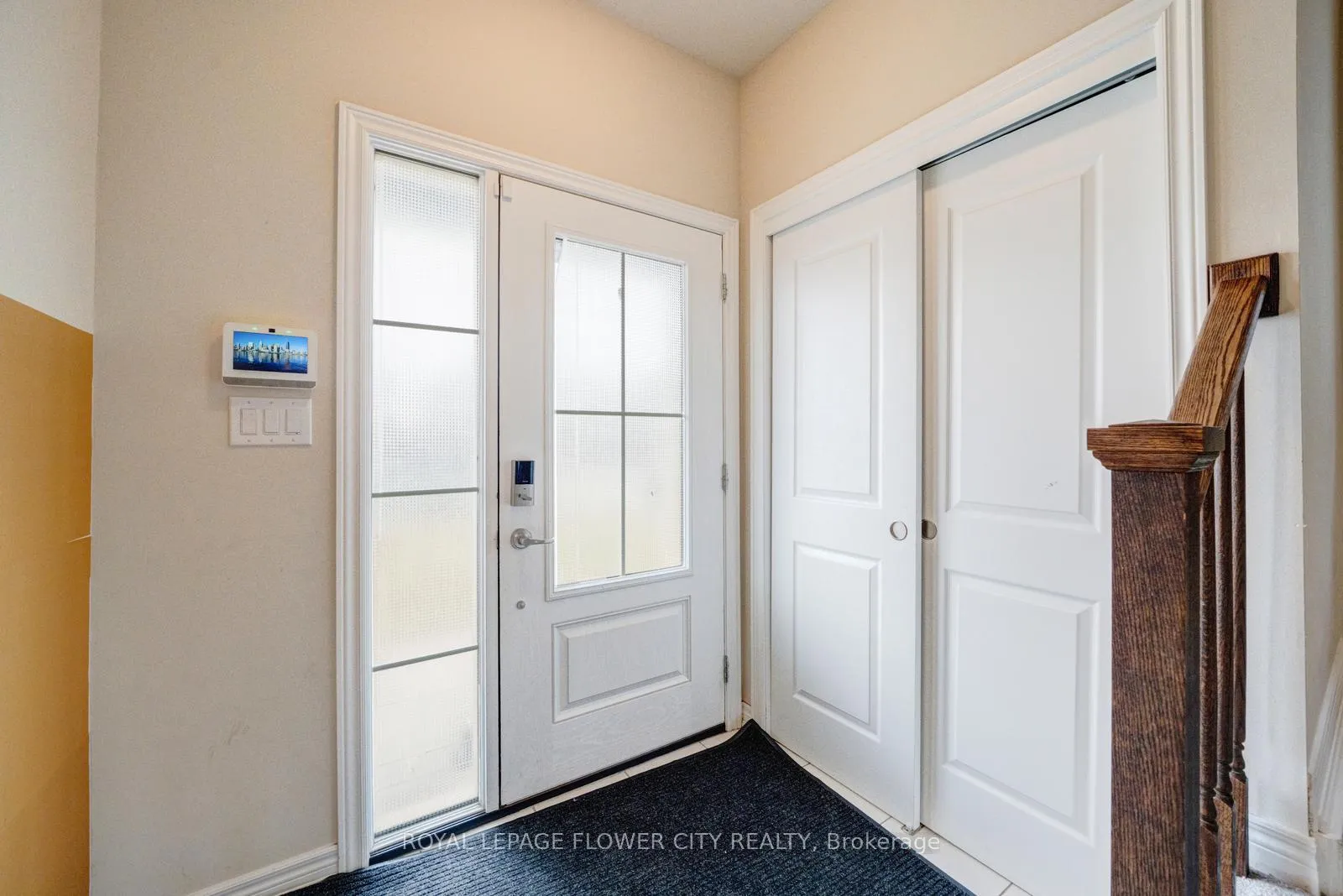 Photo 5 of 24 Sycamore Street, Welland, West Welland — HOMEH
