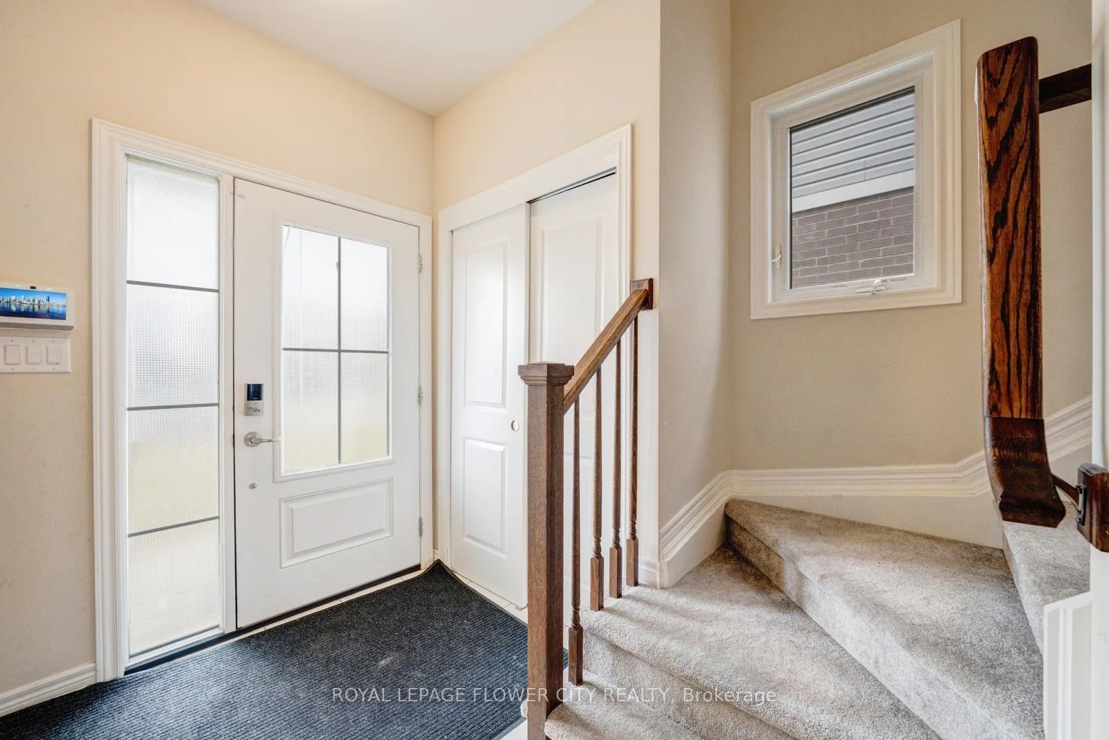 Photo 6 of 24 Sycamore Street, Welland, West Welland — HOMEH