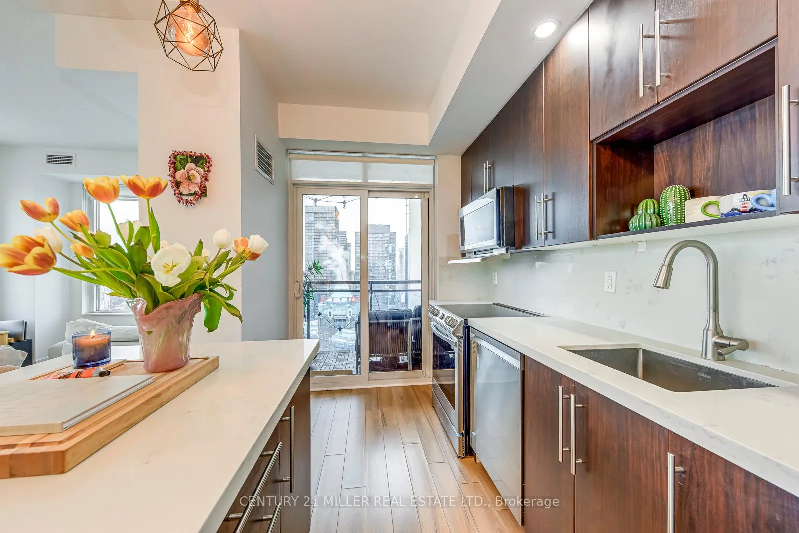 Photo 6 of Unit 3106, 28 Linden Street, Toronto, Cabbagetown-South St. James Town — HOMEH
