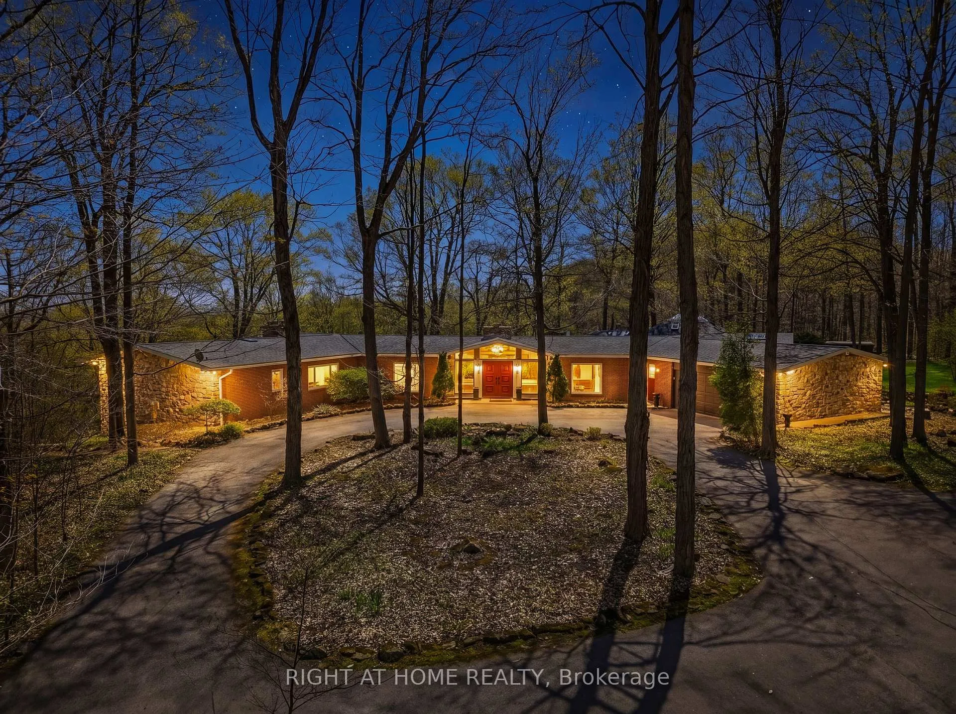 Photo 7 of 7463 Bell School Line, Milton, Rural Milton West — HOMEH