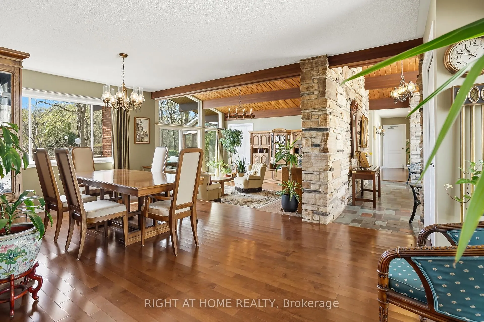 Photo 13 of 7463 Bell School Line, Milton, Rural Milton West — HOMEH